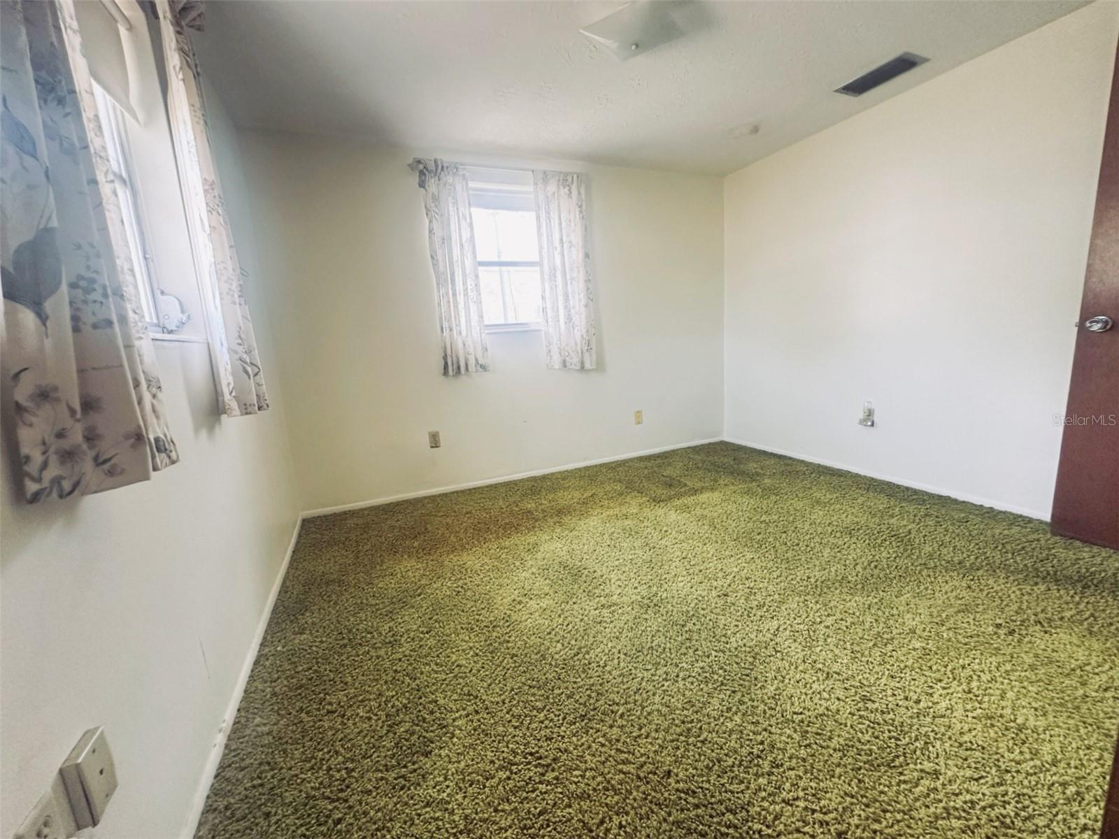 3249 TRASK DR — photo 7