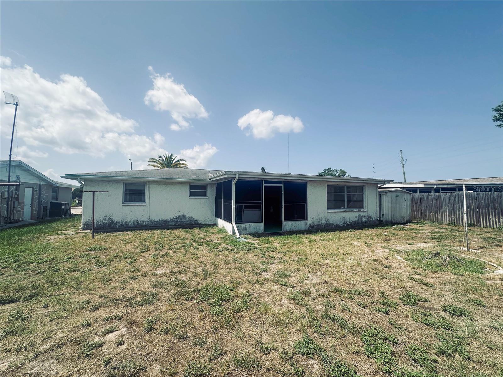 3249 TRASK DR — photo 14