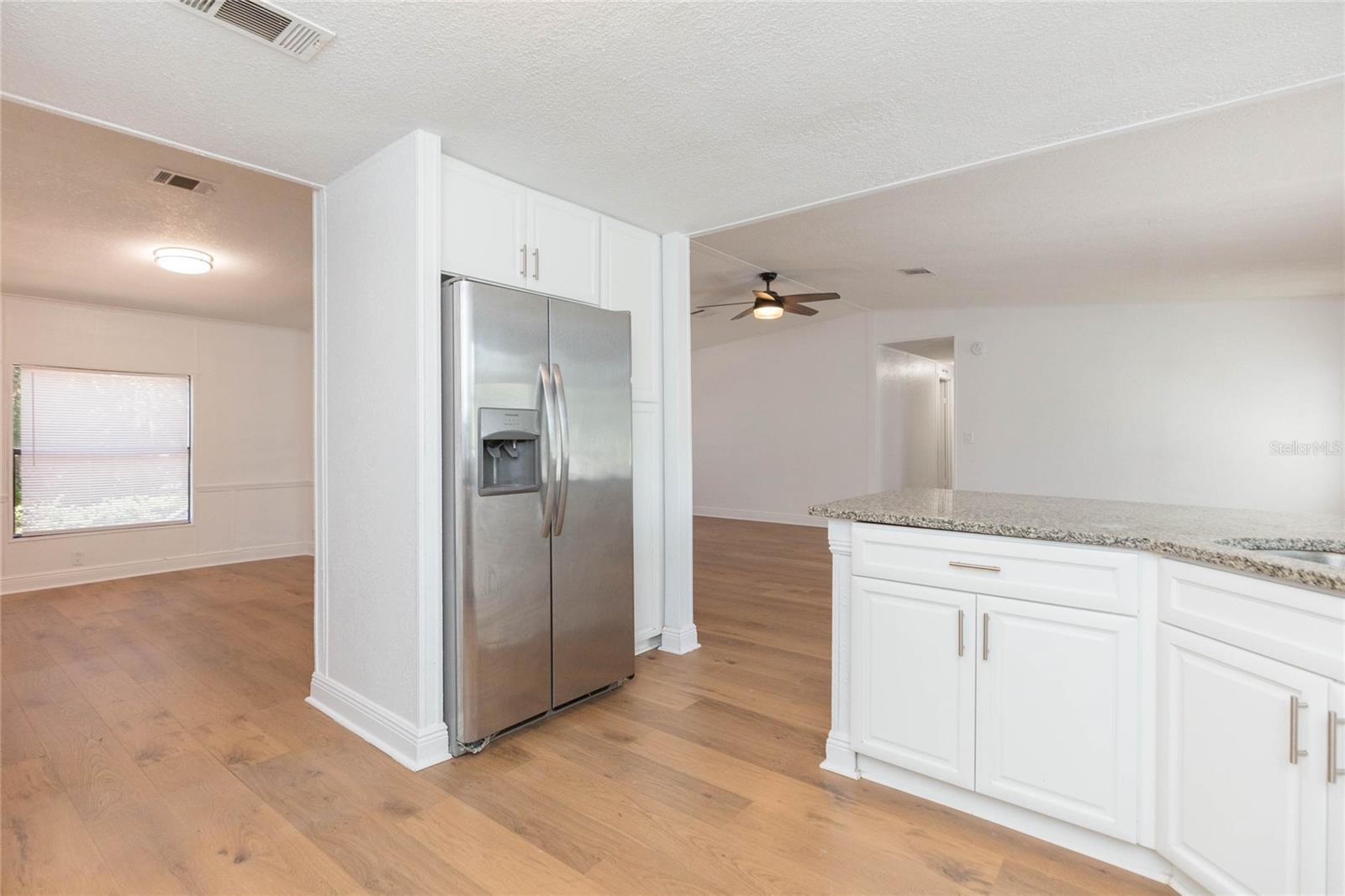 2250 NICHOLS RD — photo 17