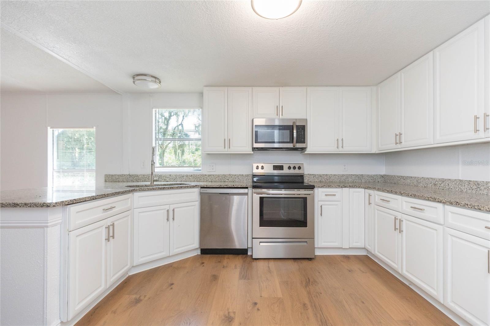 2250 NICHOLS RD — photo 12