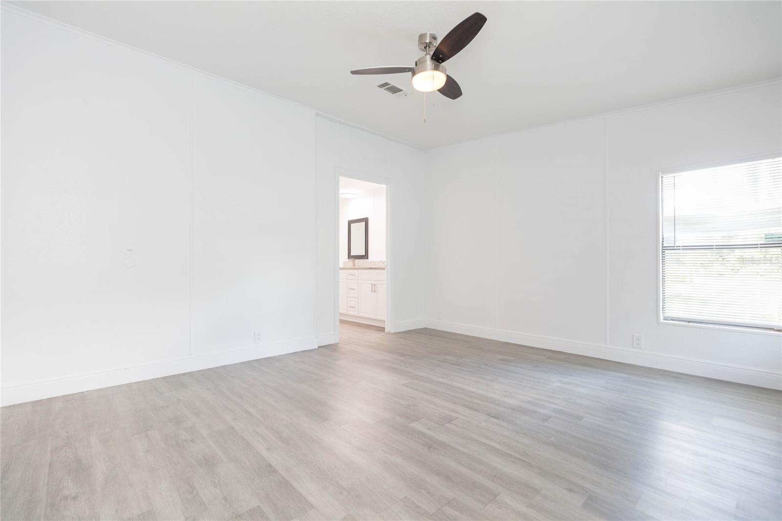 2250 NICHOLS RD — photo 29