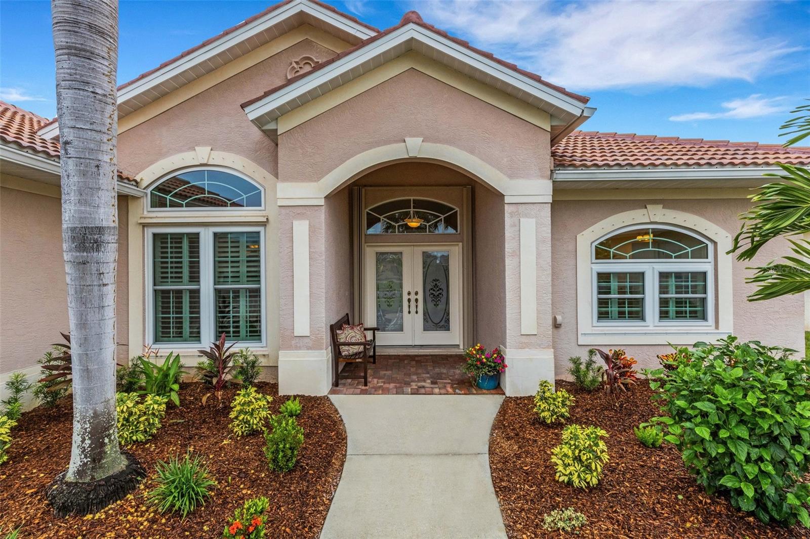 716 SILK OAK DR — photo 2