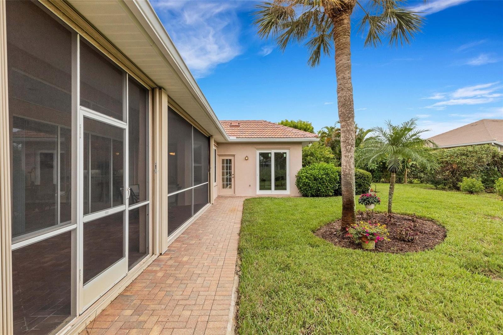 716 SILK OAK DR — photo 51