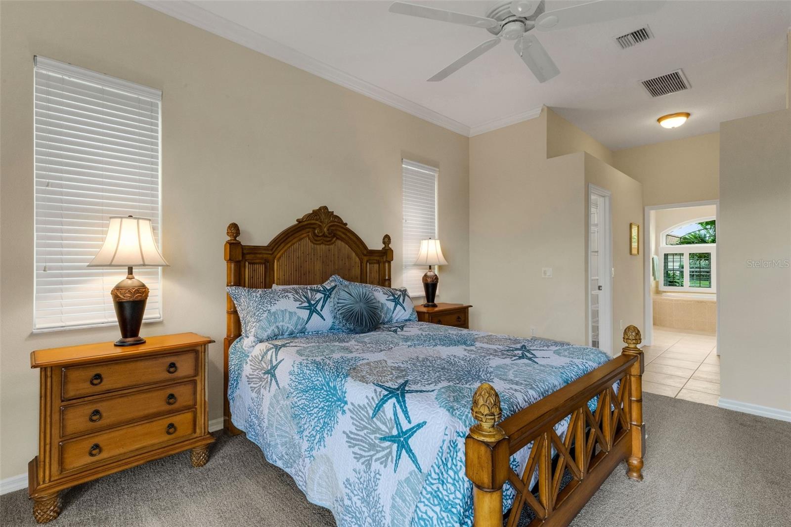 716 SILK OAK DR — photo 31