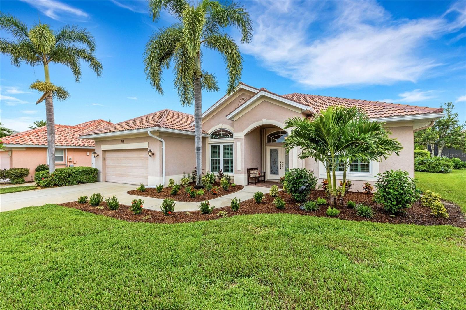 716 SILK OAK DR — photo 4