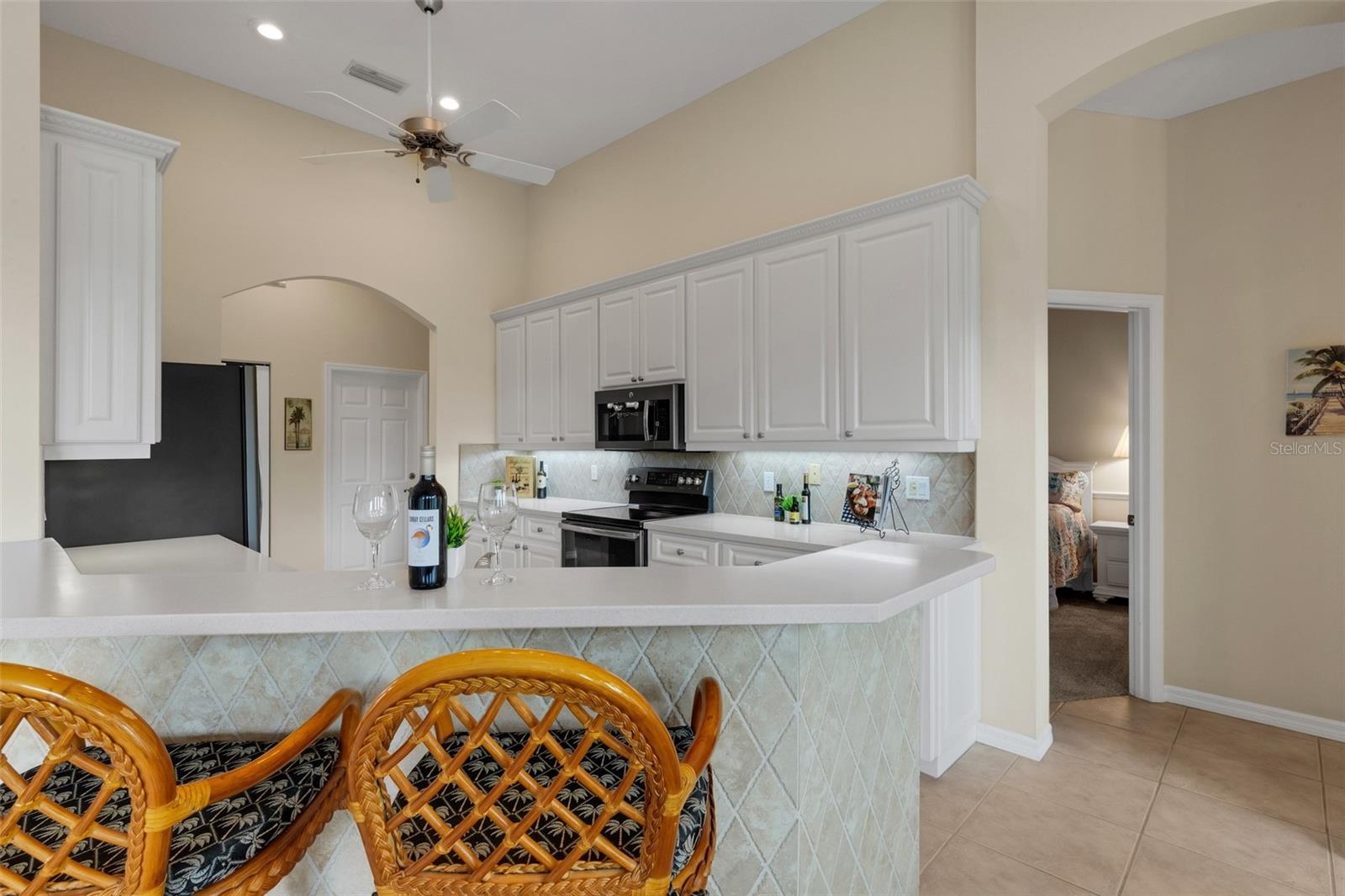 716 SILK OAK DR — photo 24