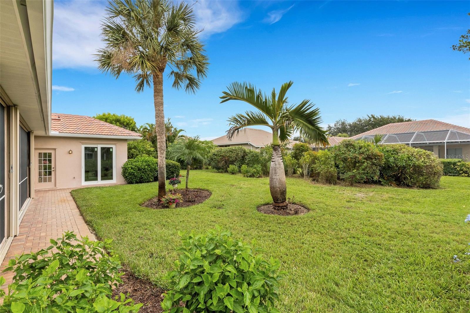 716 SILK OAK DR — photo 50