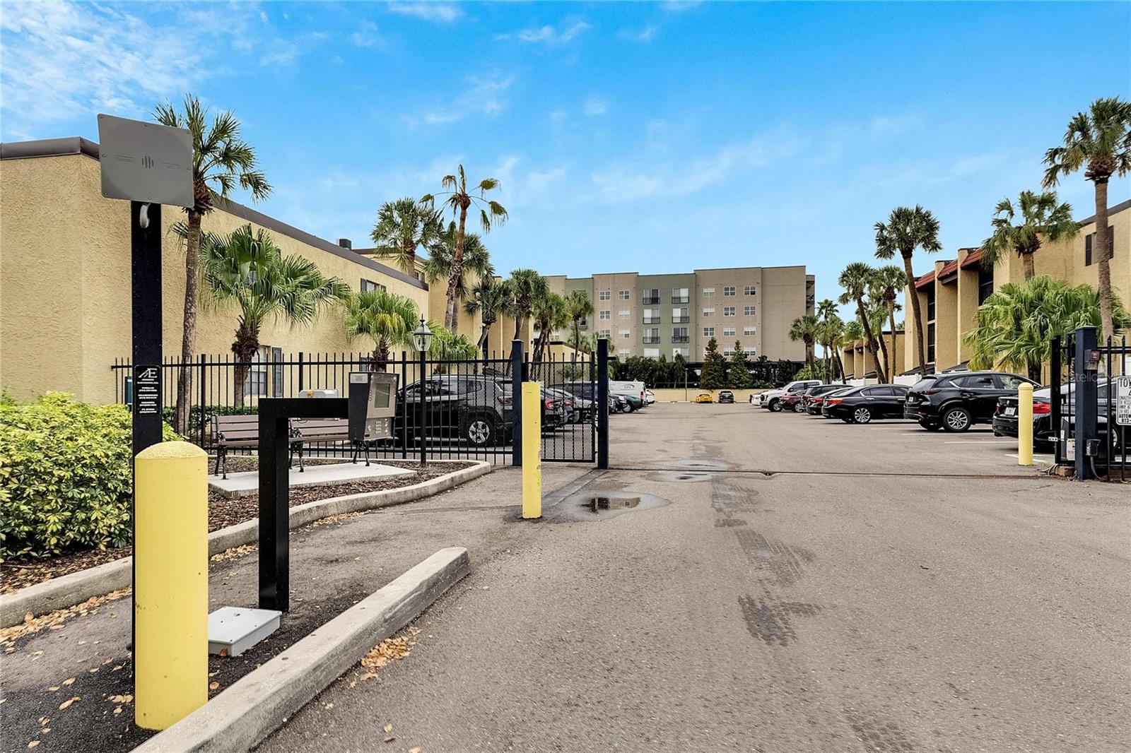 5304 W KENNEDY BLVD #106 — photo 40