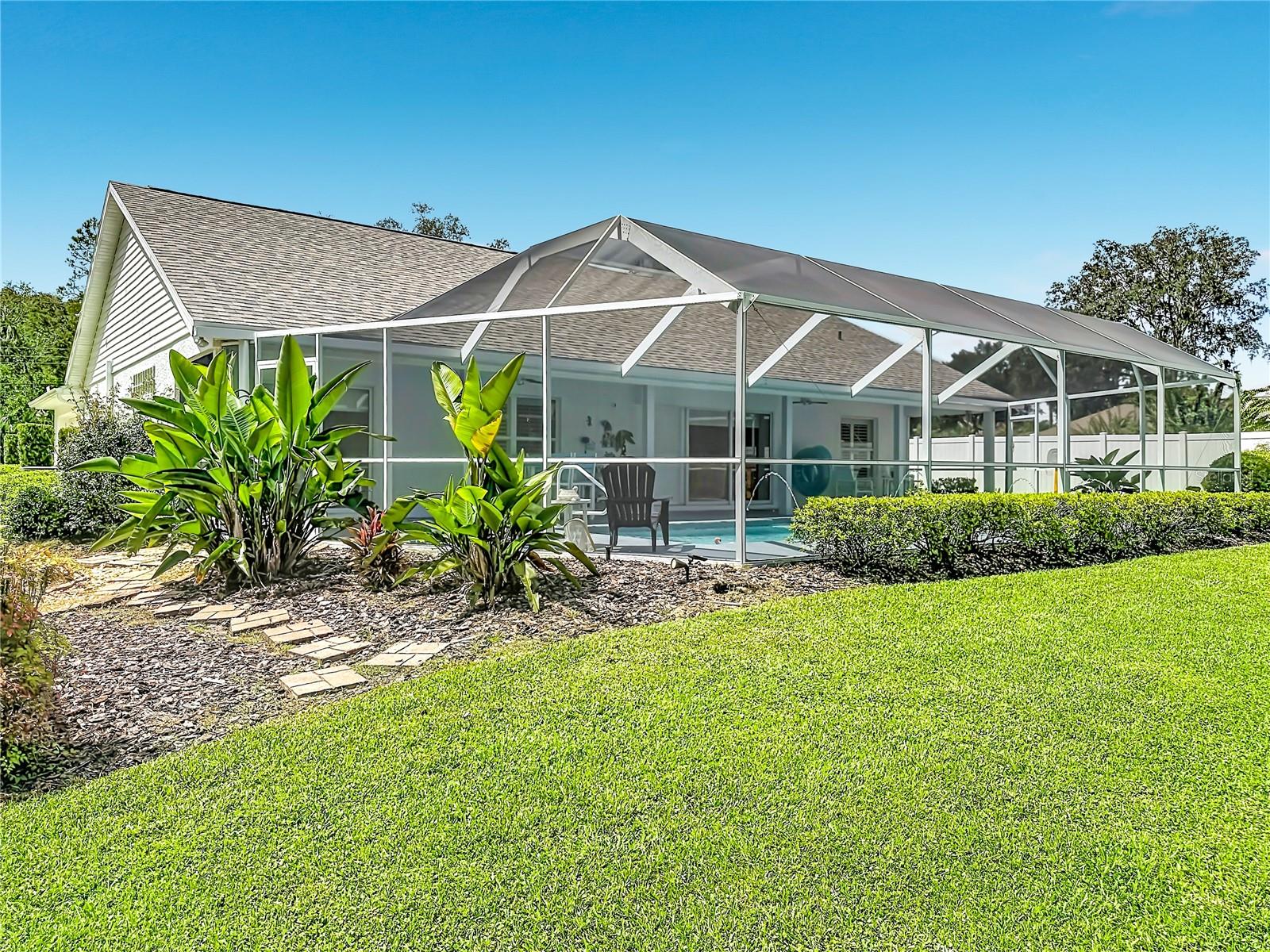 18815 CARR DR — photo 48