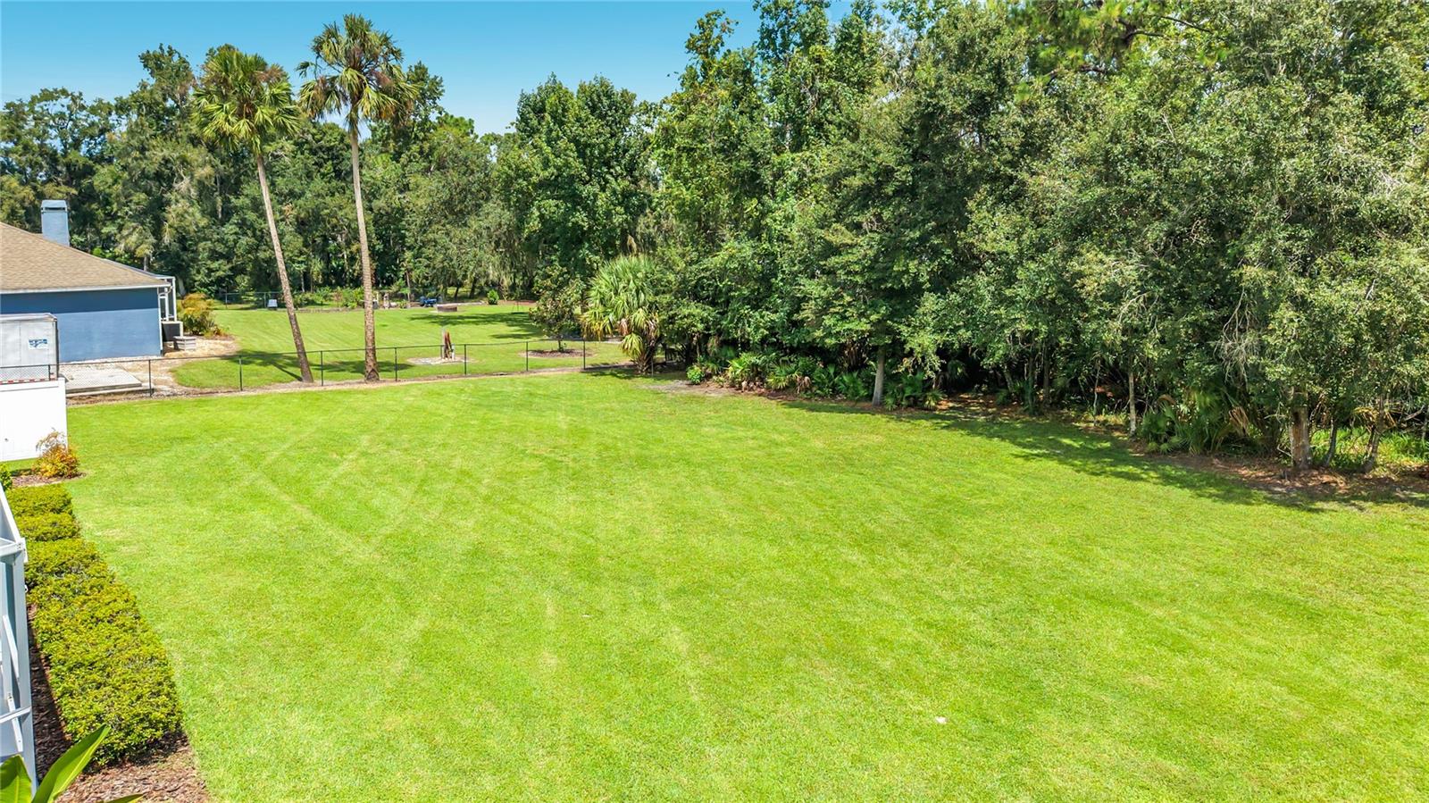 18815 CARR DR — photo 53