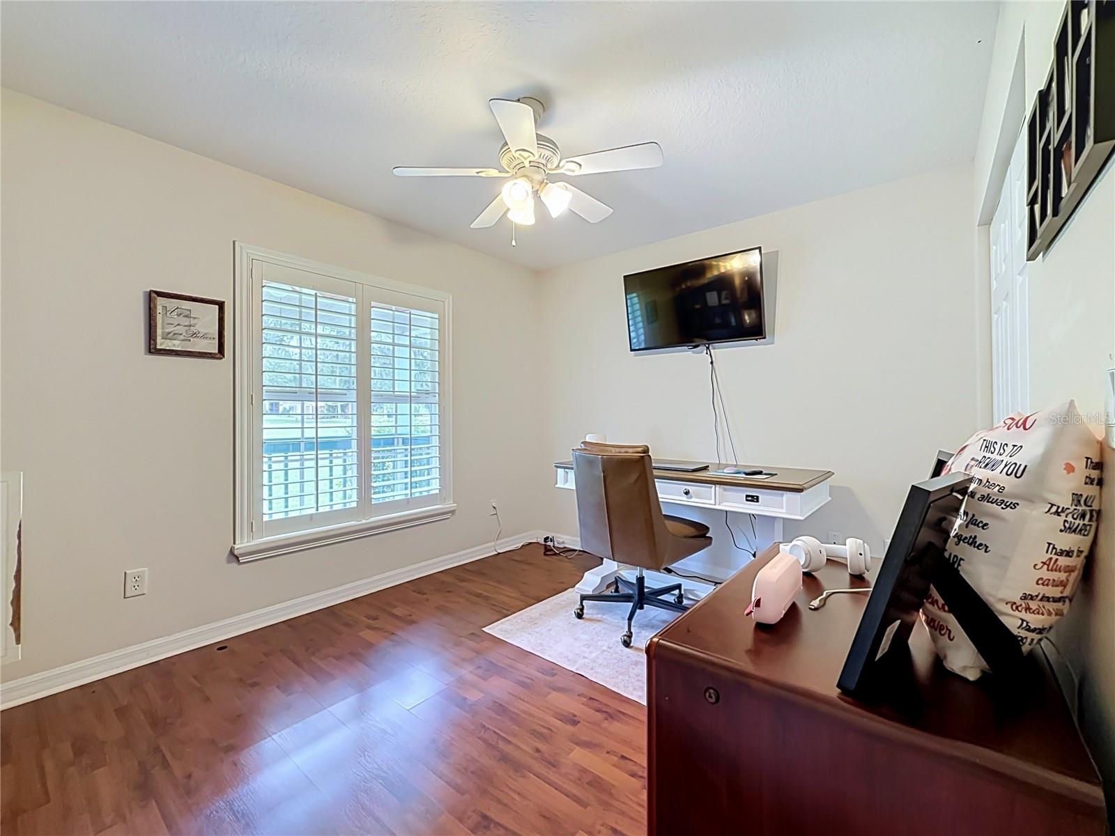 18815 CARR DR — photo 27