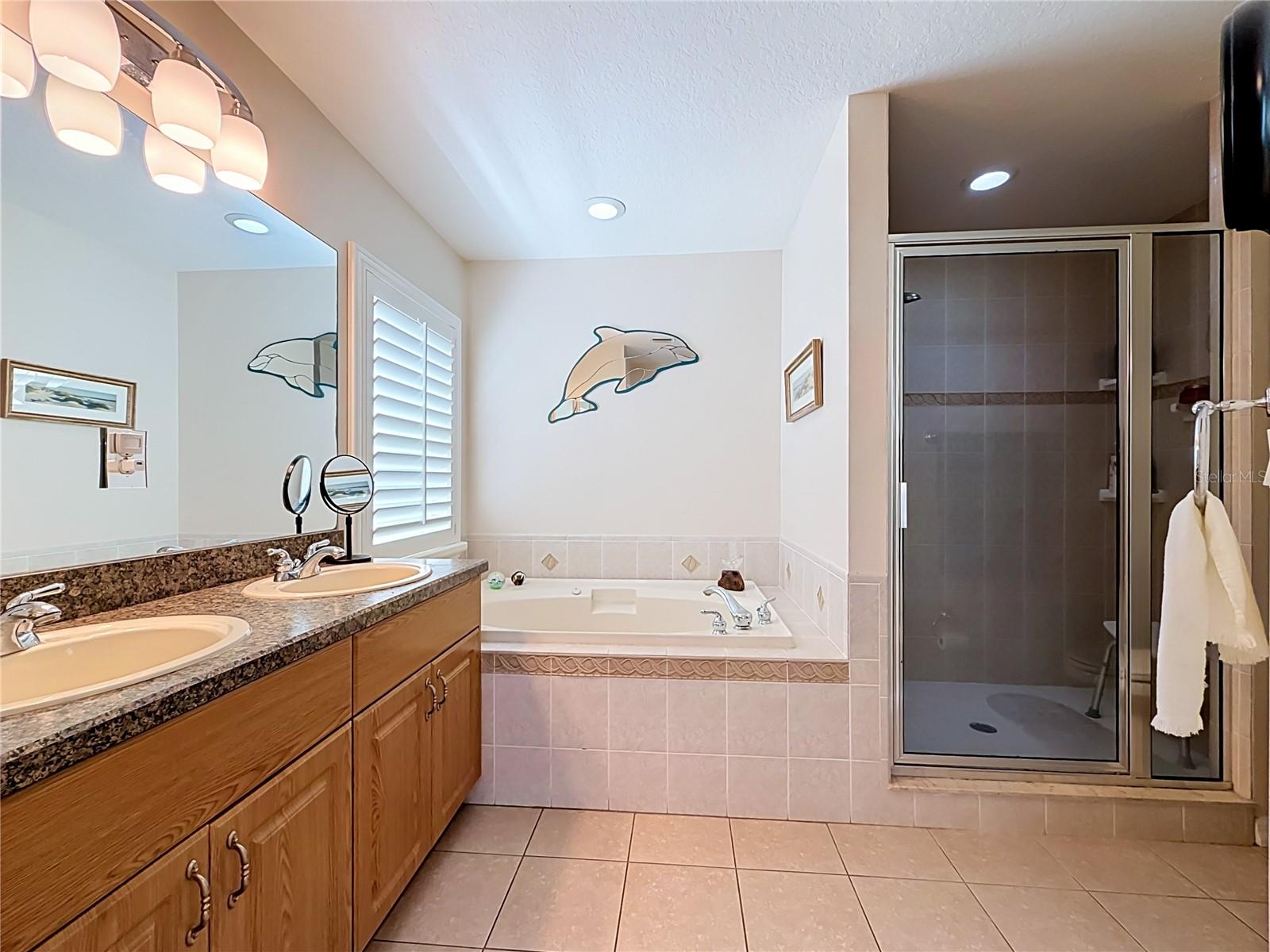 18815 CARR DR — photo 22