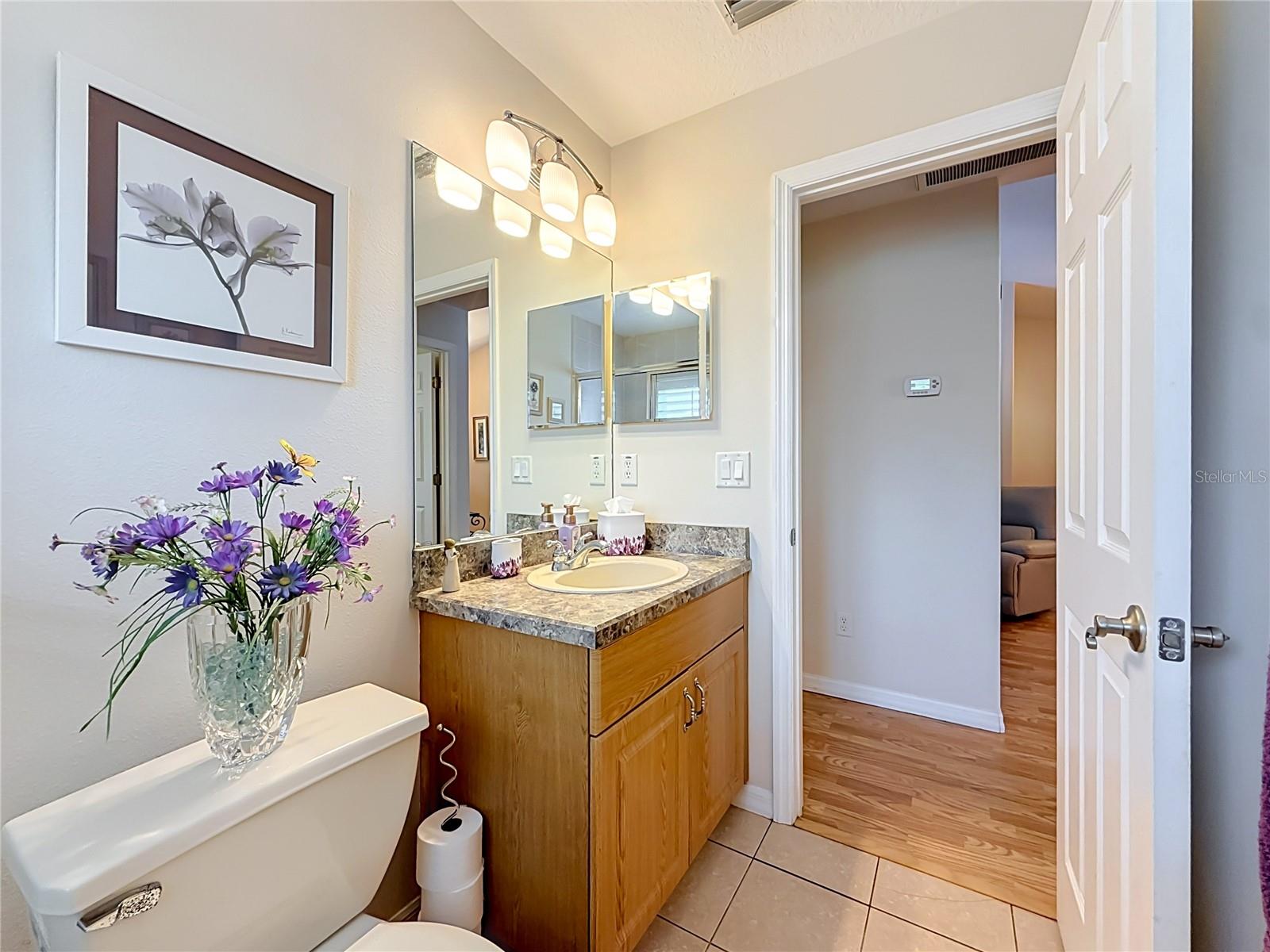 18815 CARR DR — photo 34