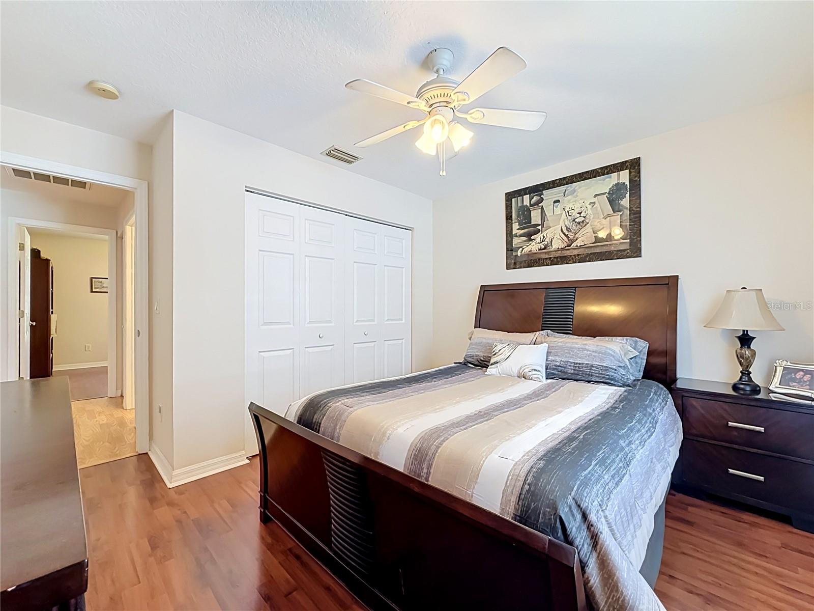 18815 CARR DR — photo 32