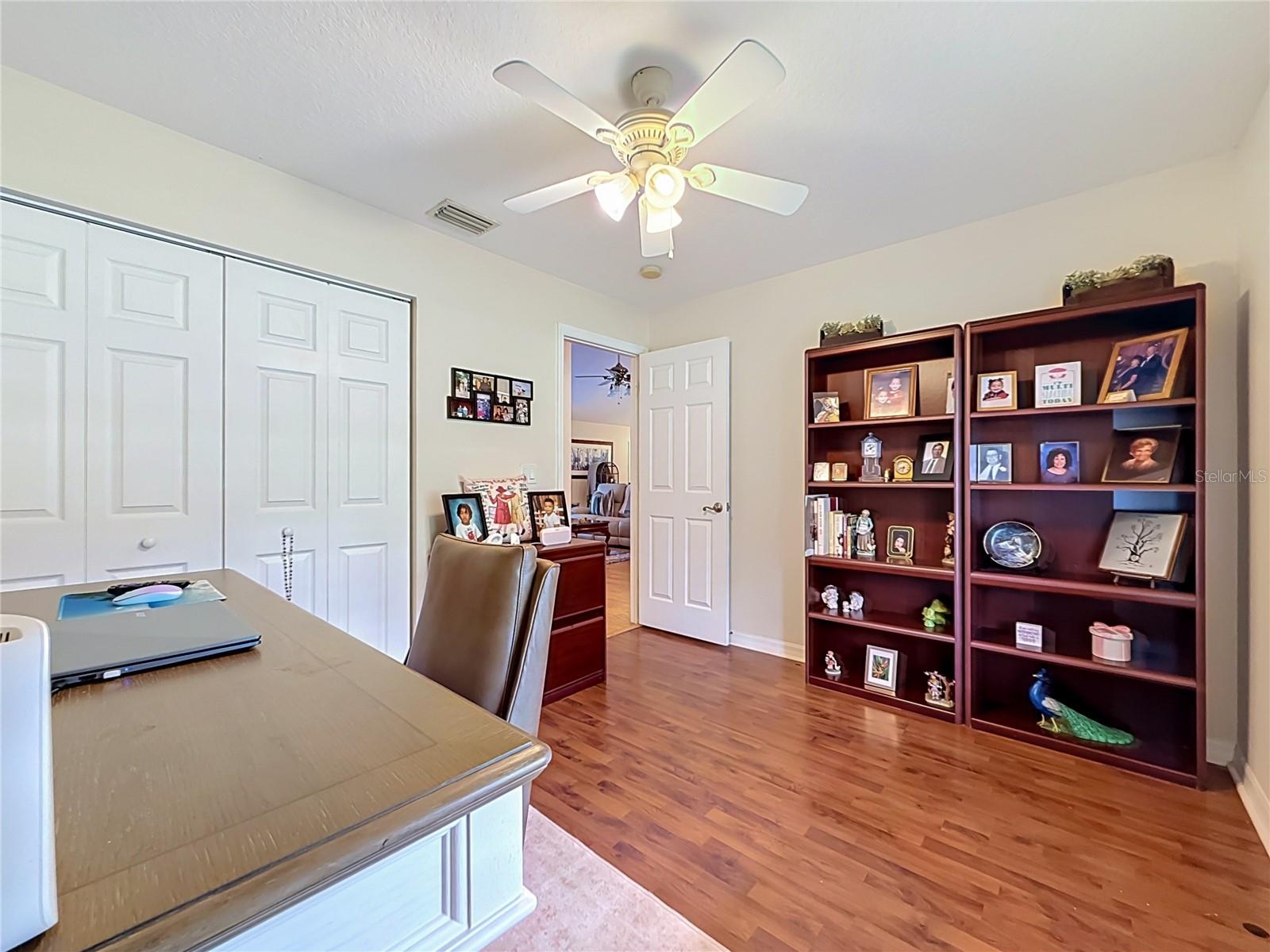 18815 CARR DR — photo 29