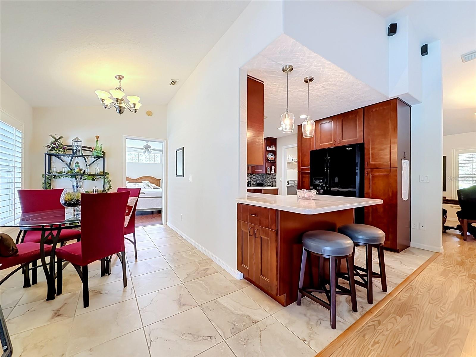 18815 CARR DR — photo 17