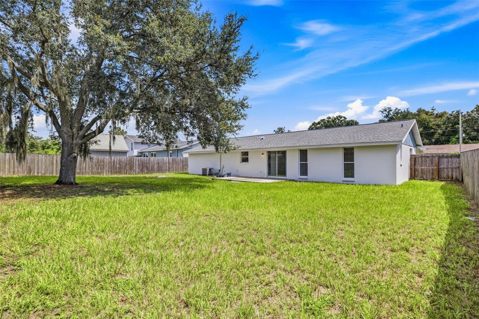 16506 FORESTLAKE DR — photo 28