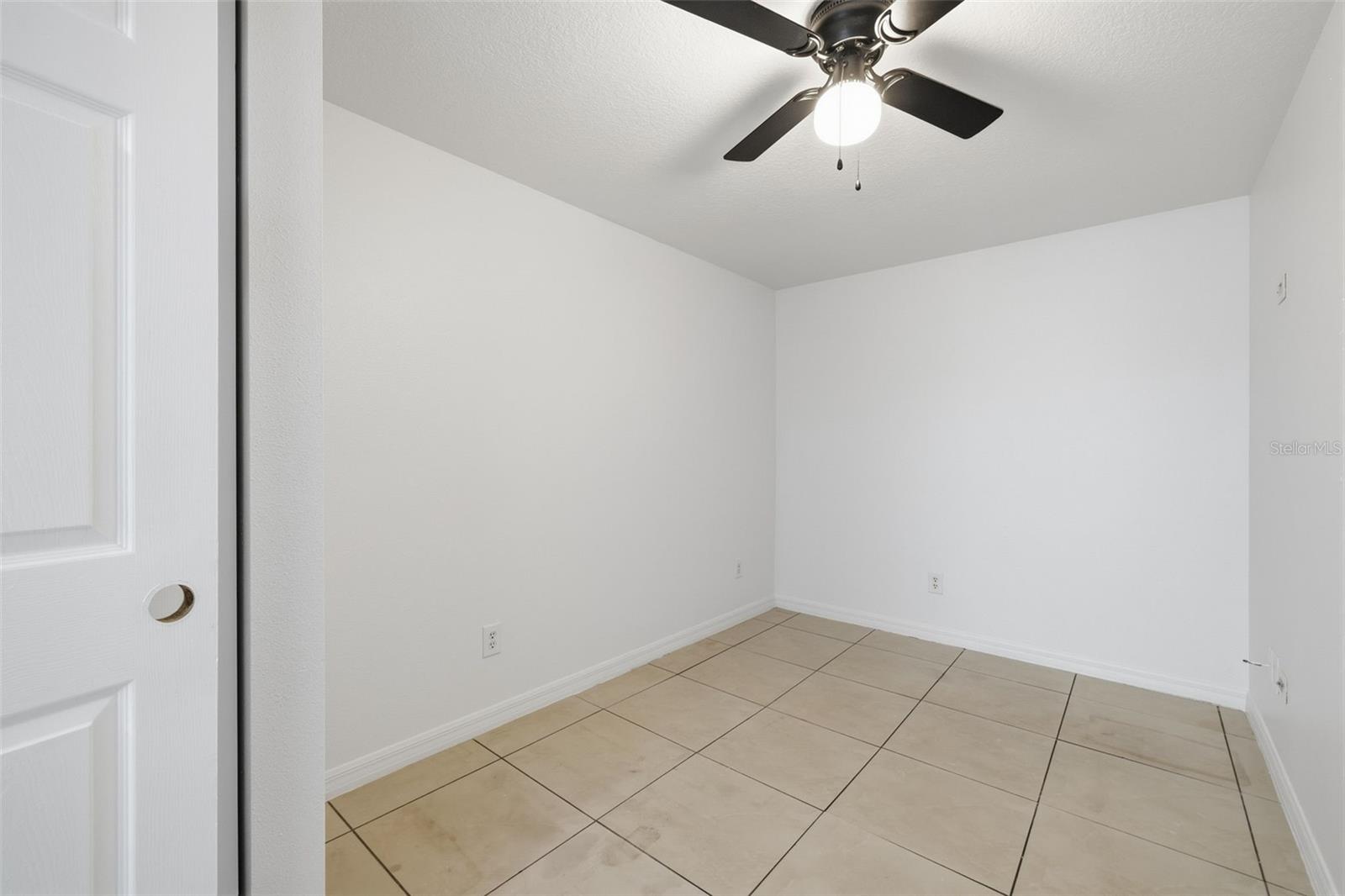 16506 FORESTLAKE DR — photo 24