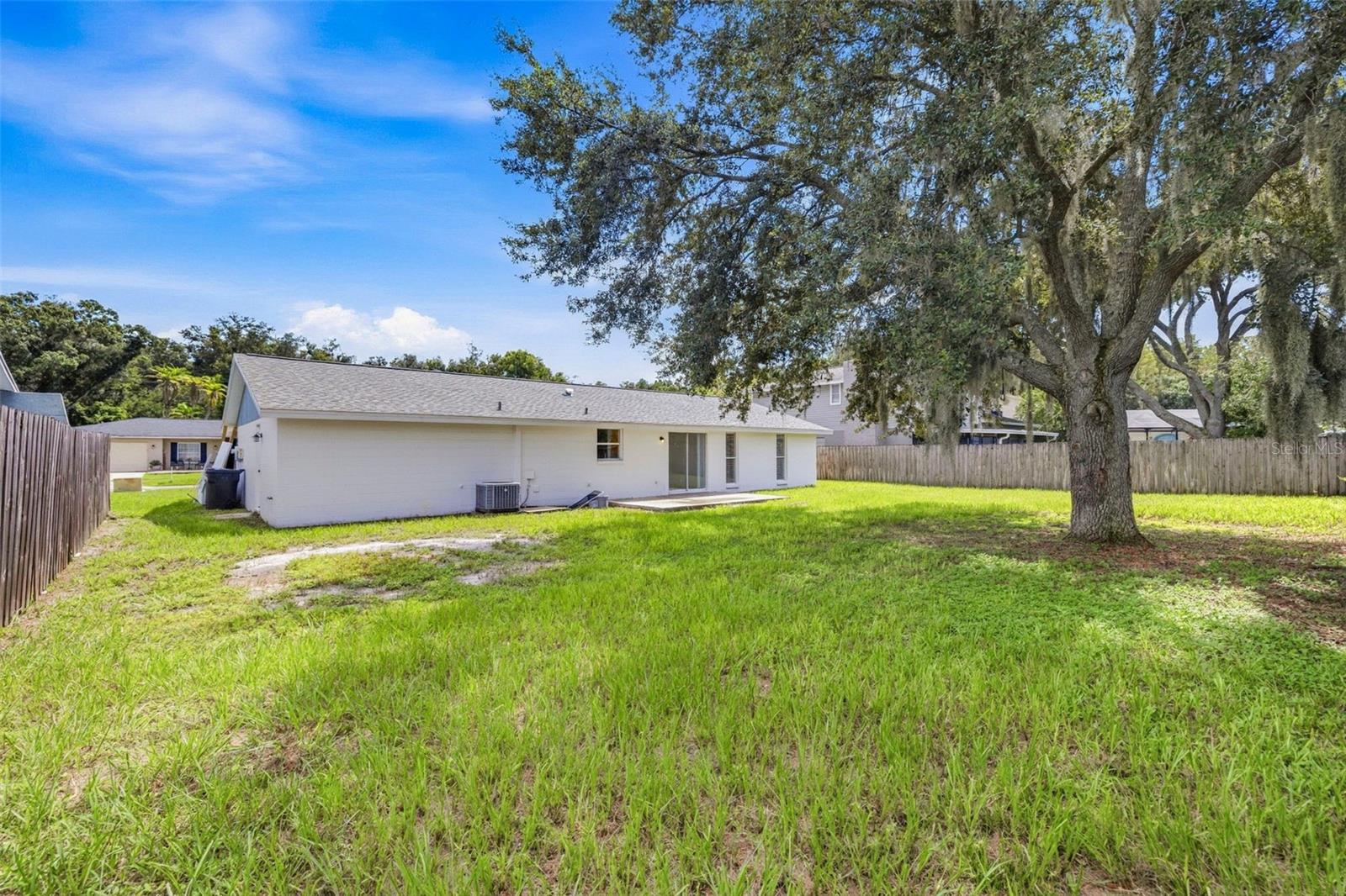 16506 FORESTLAKE DR — photo 27