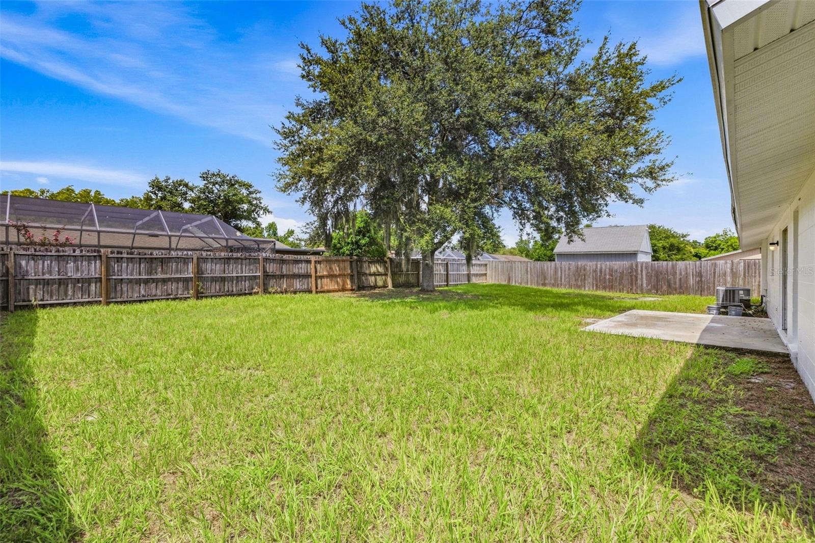 16506 FORESTLAKE DR — photo 25