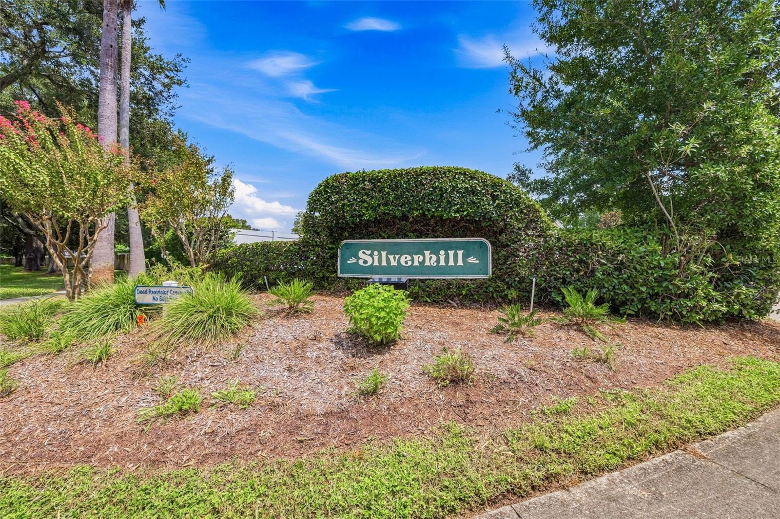 16506 FORESTLAKE DR — photo 29