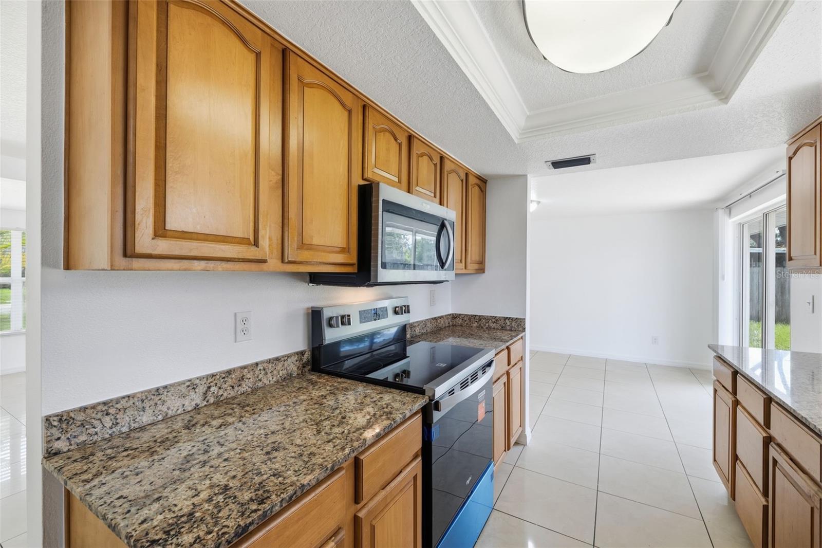 16506 FORESTLAKE DR — photo 15