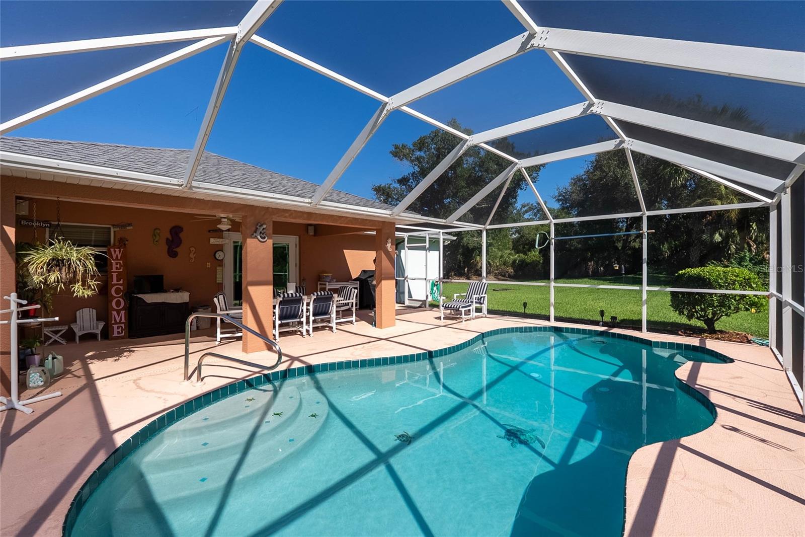 5586 GALAMBOS ST — photo 33