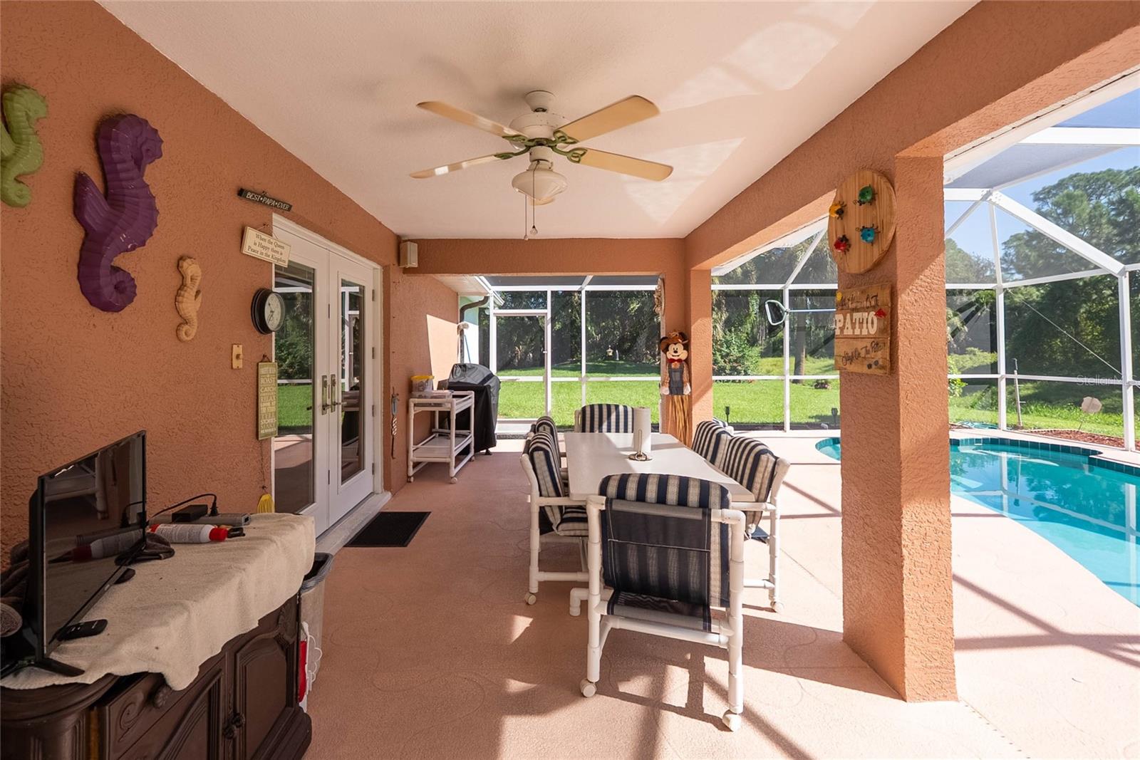 5586 GALAMBOS ST — photo 37