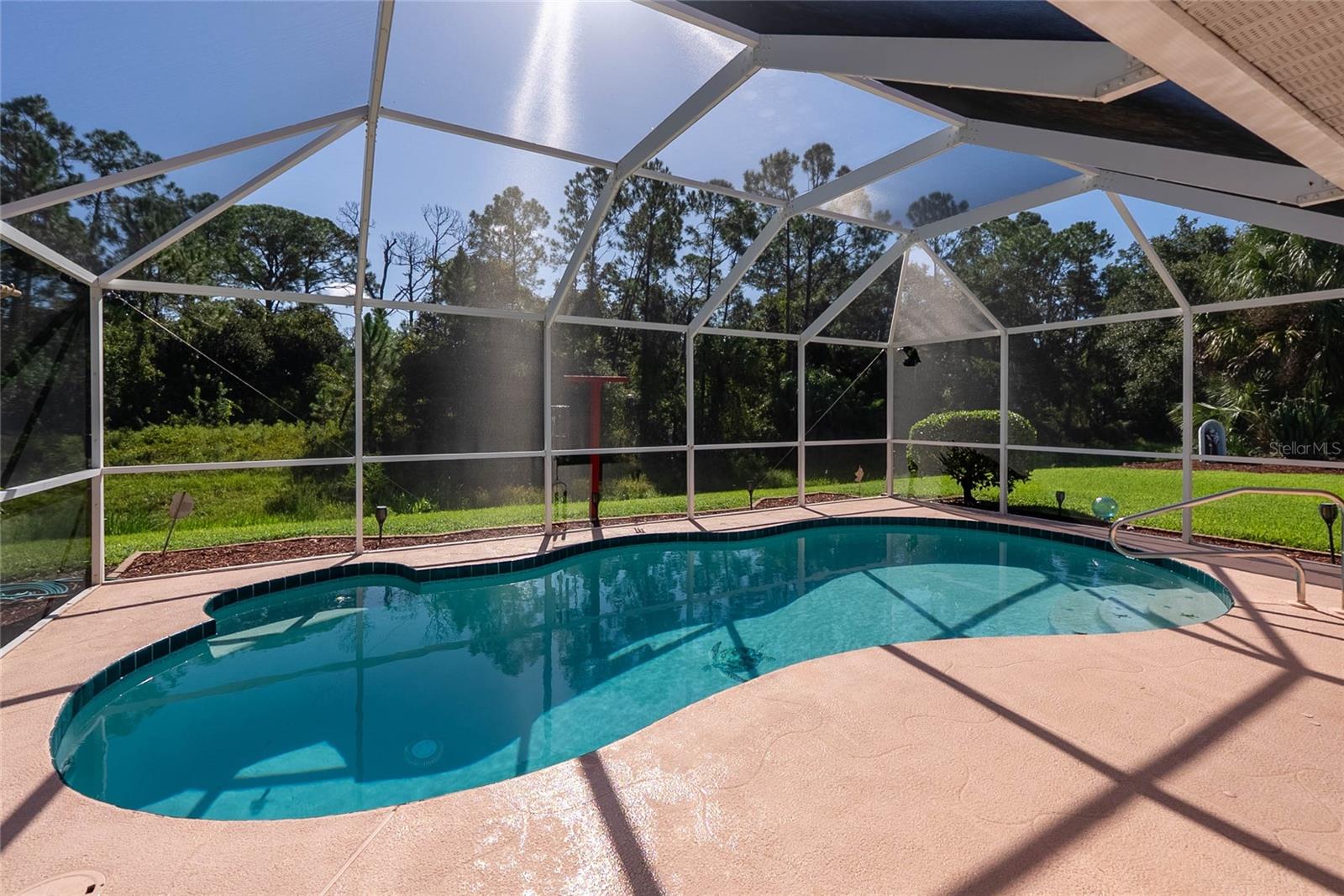 5586 GALAMBOS ST — photo 31