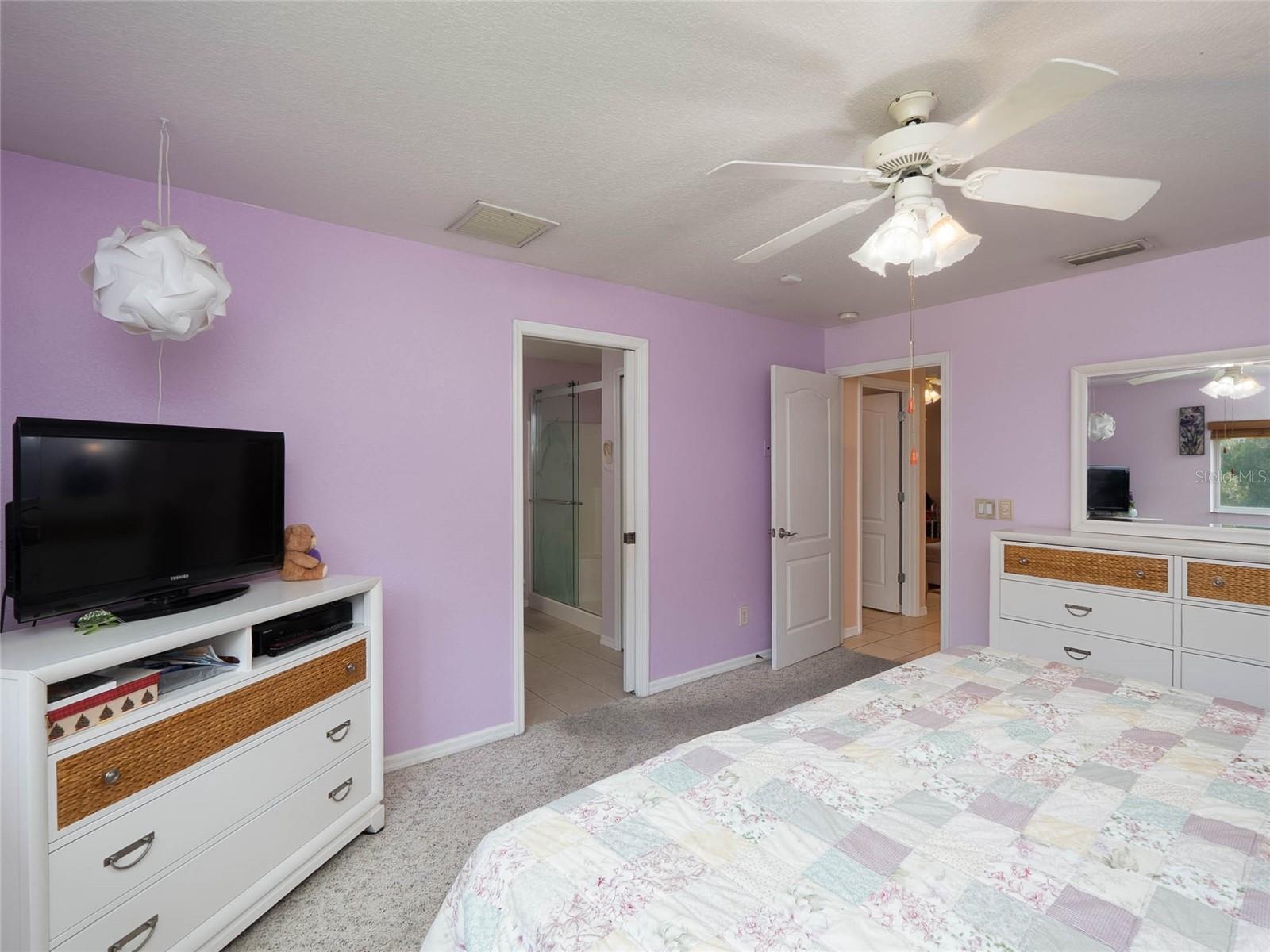 5586 GALAMBOS ST — photo 21