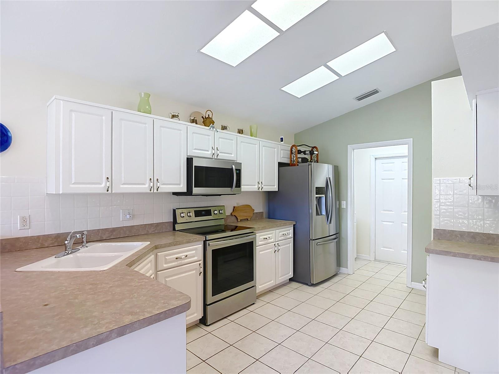 13510 KNOTTY LN — photo 22