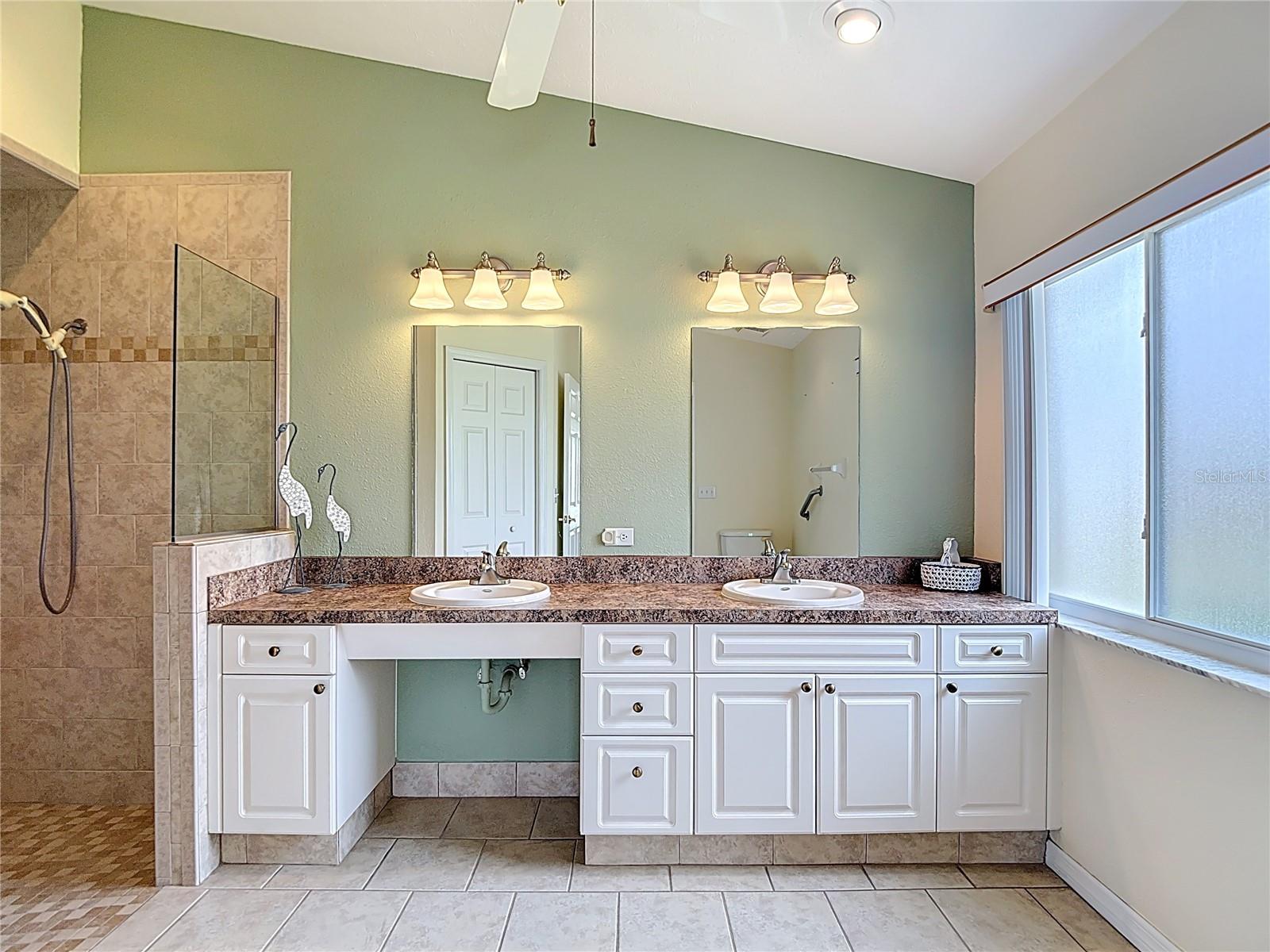13510 KNOTTY LN — photo 41
