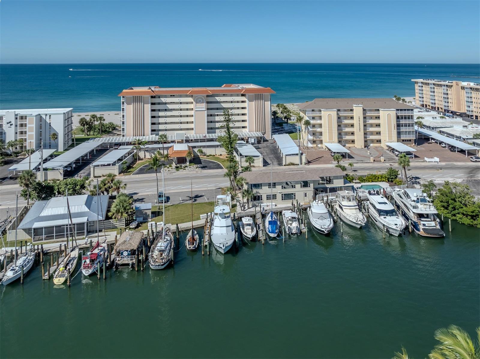 1150 TARPON CENTER DR #4H (408) — photo 35