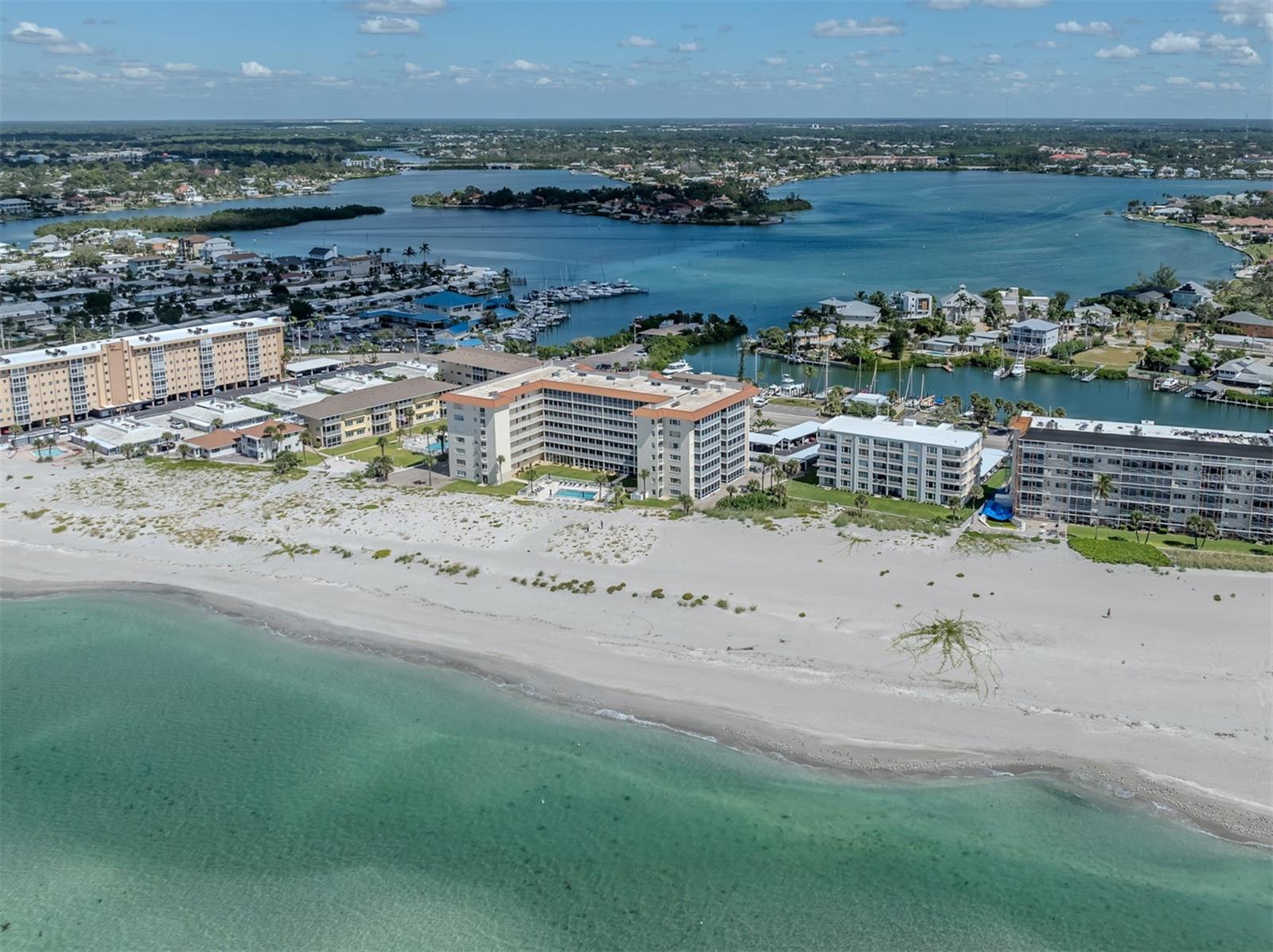 1150 TARPON CENTER DR #4H (408) — photo 41