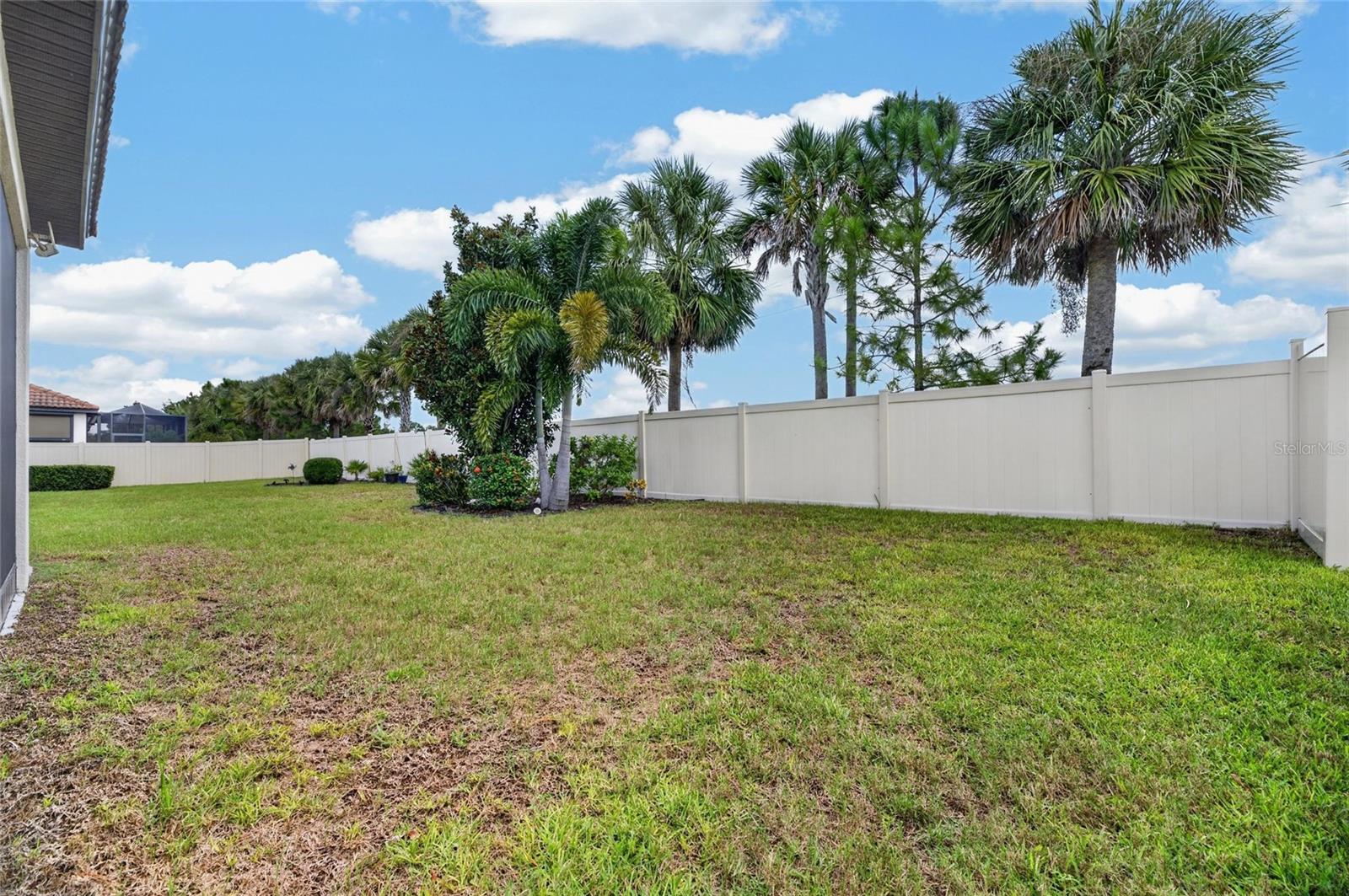 16836 WHISPER ELM ST — photo 45