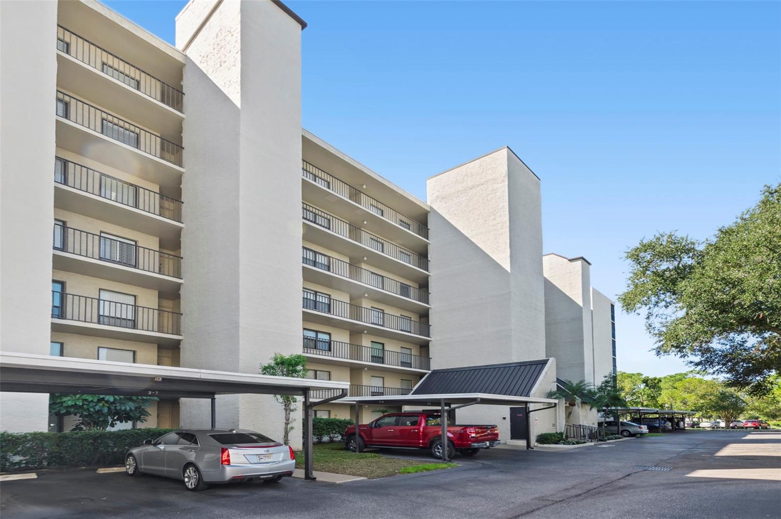 2900 COVE CAY DR #4B — photo 2