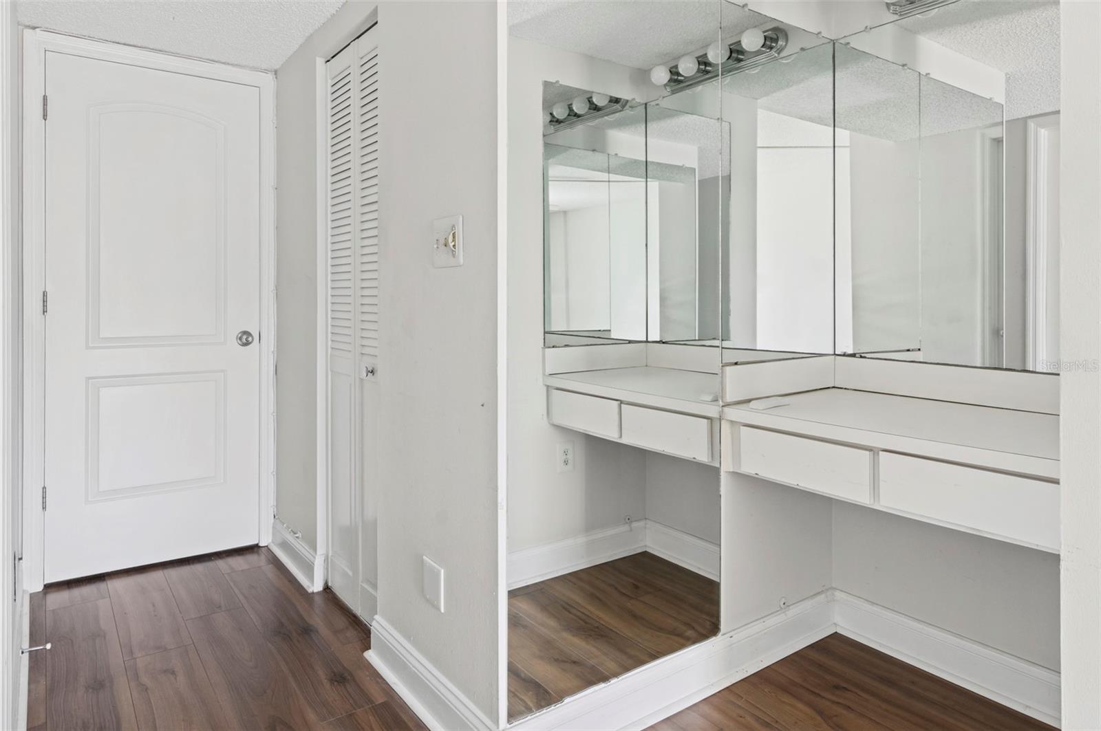 2900 COVE CAY DR #4B — photo 14