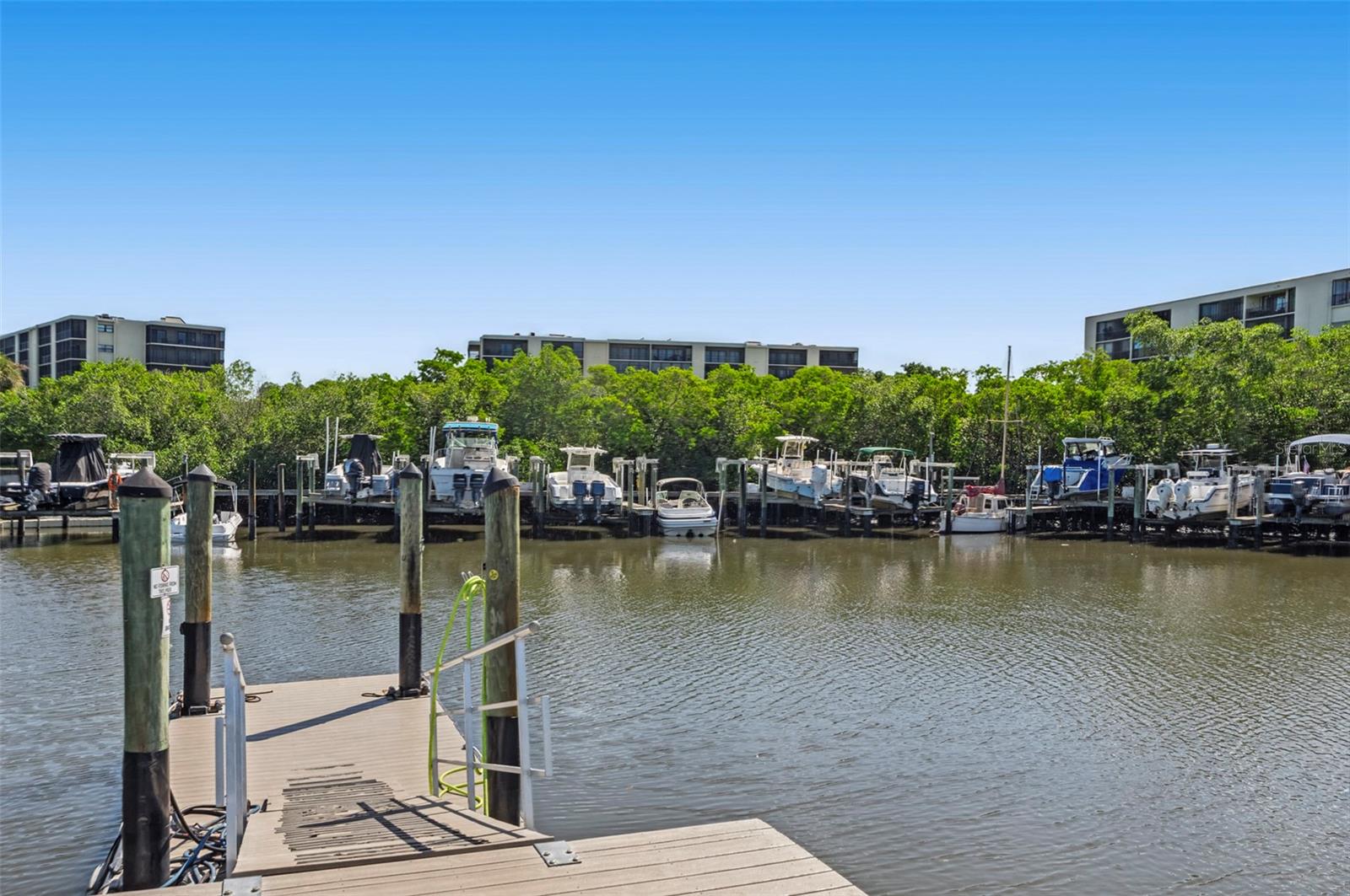 2900 COVE CAY DR #4B — photo 36