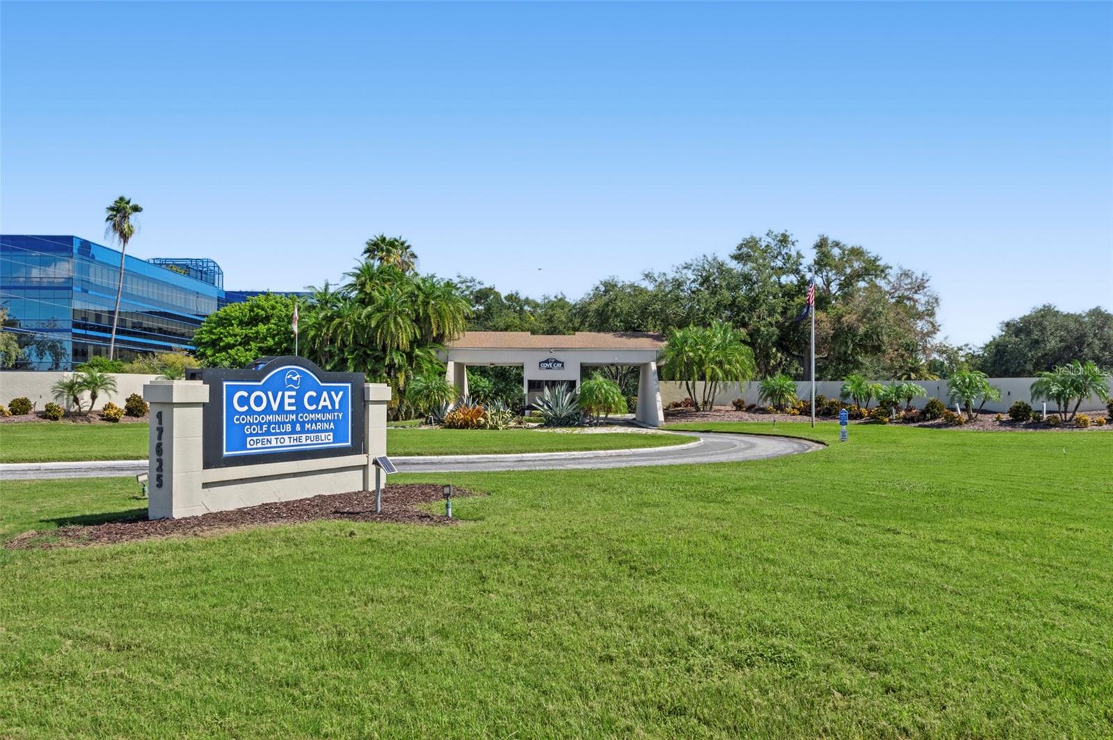 2900 COVE CAY DR #4B — photo 37