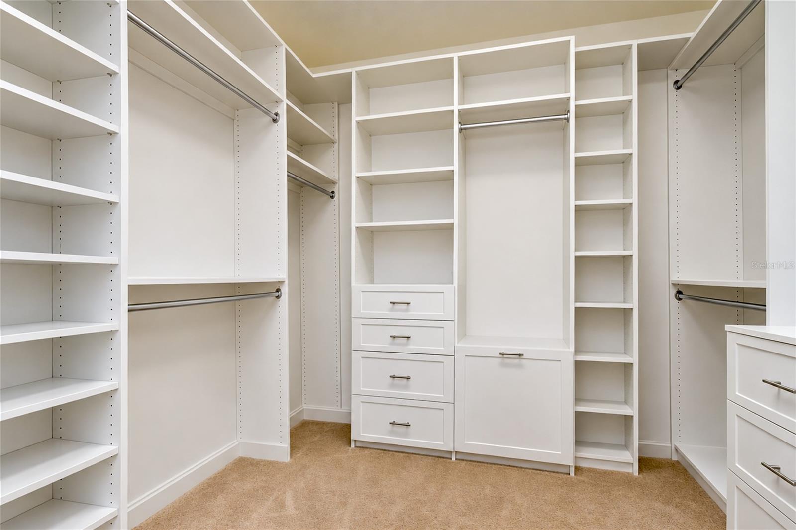 11103 GREAT NECK RD — photo 18