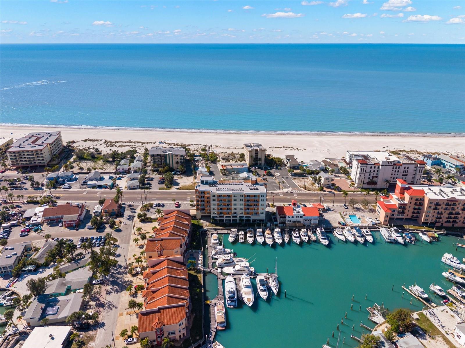 13101 GULF BLVD #1605 — photo 34