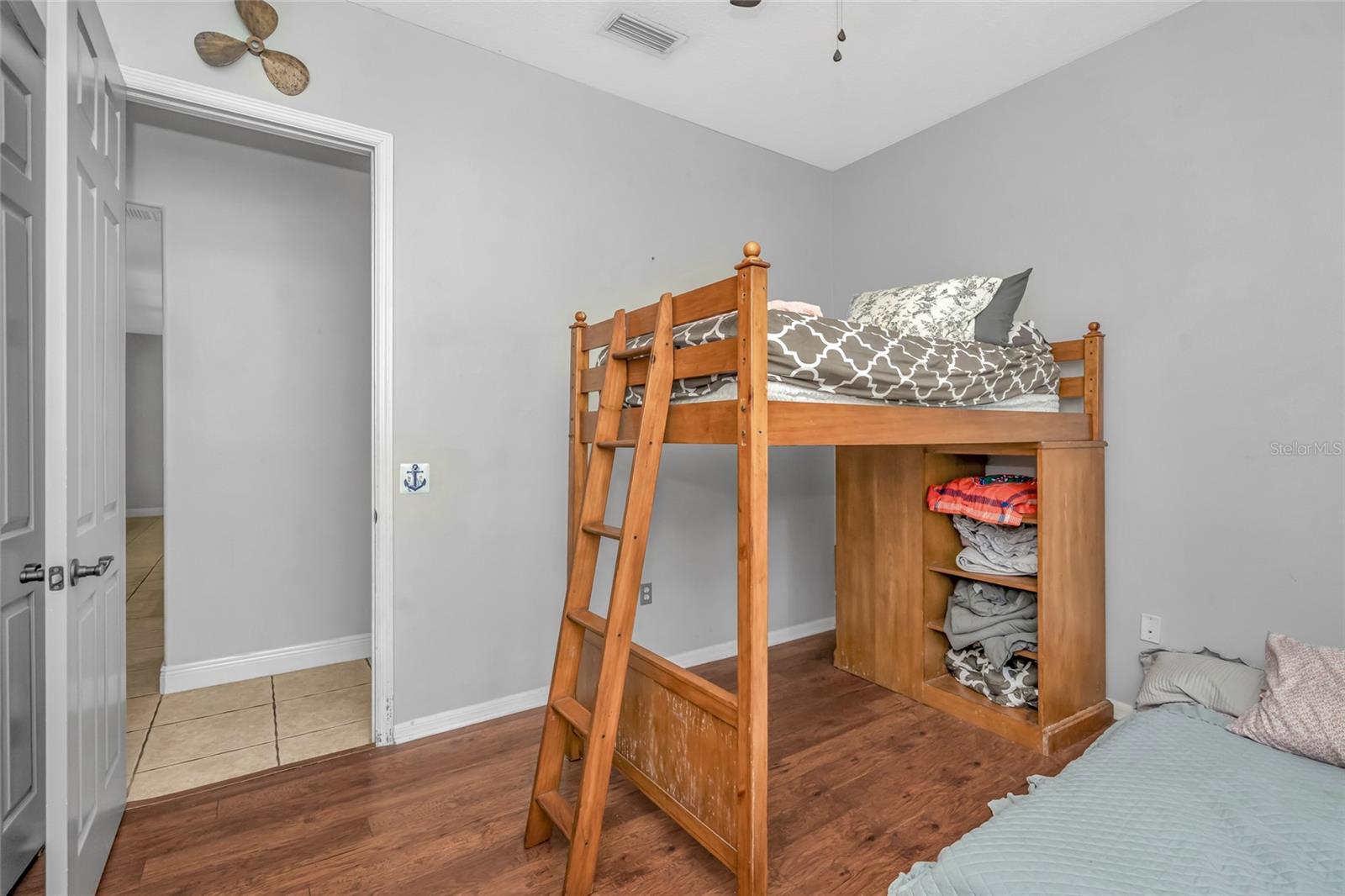 6122 REGINA PL — photo 13