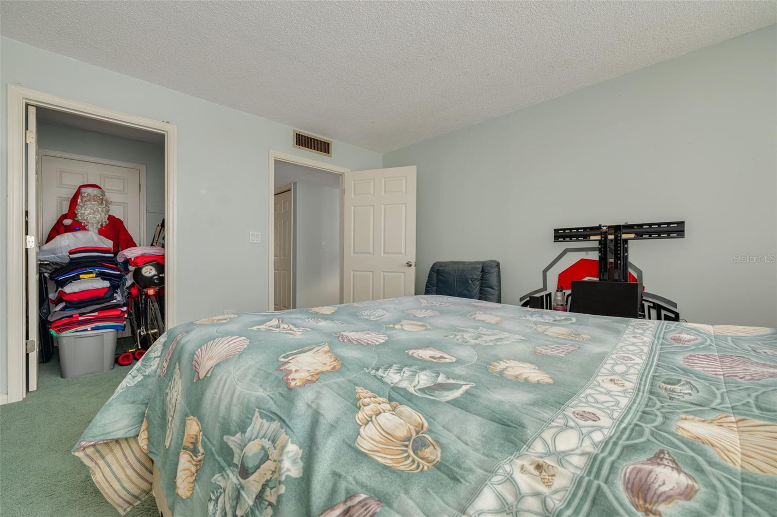 450 TREASURE ISLAND CSWY #201 — photo 18