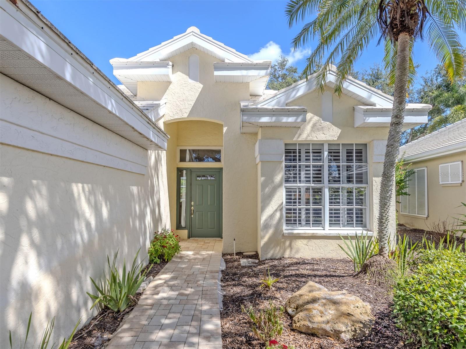 554 FALLBROOK DR — photo 24