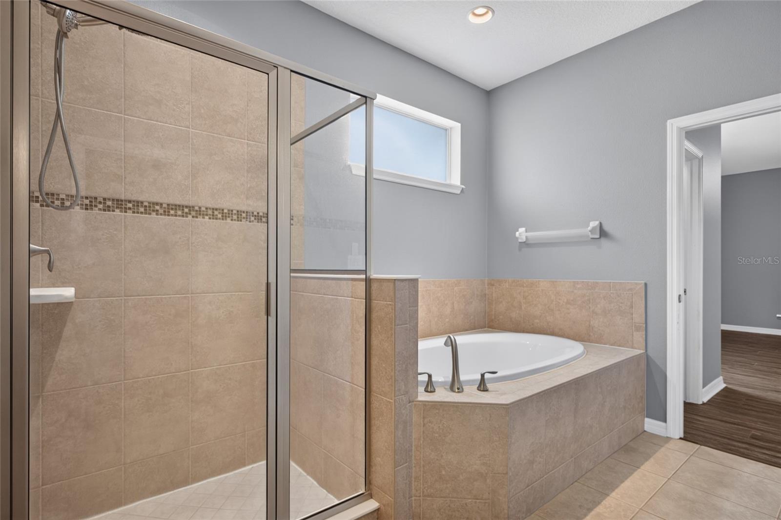 15718 STARLING DALE LN — photo 29