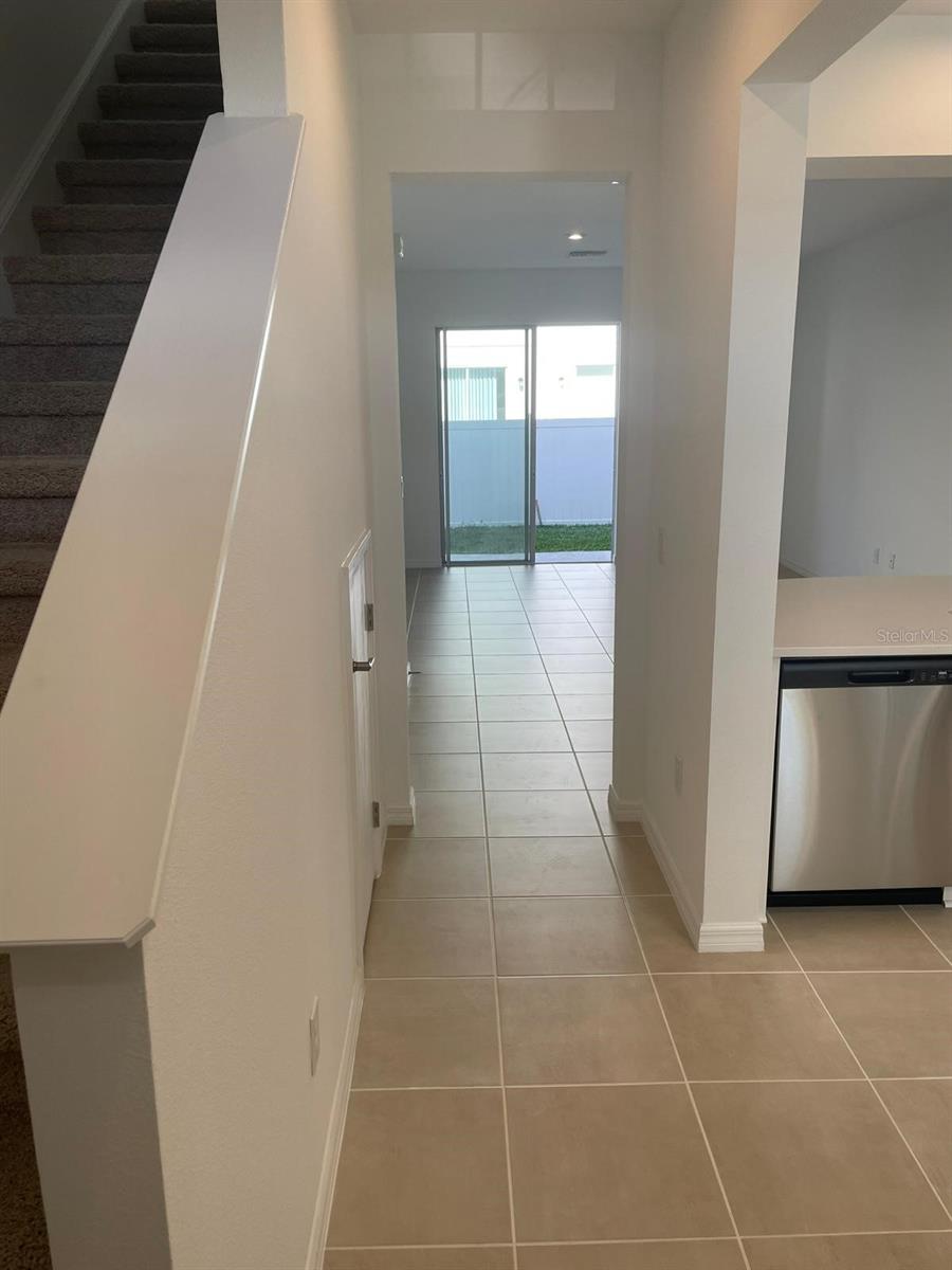 6330 FAIRMONT LN — photo 32