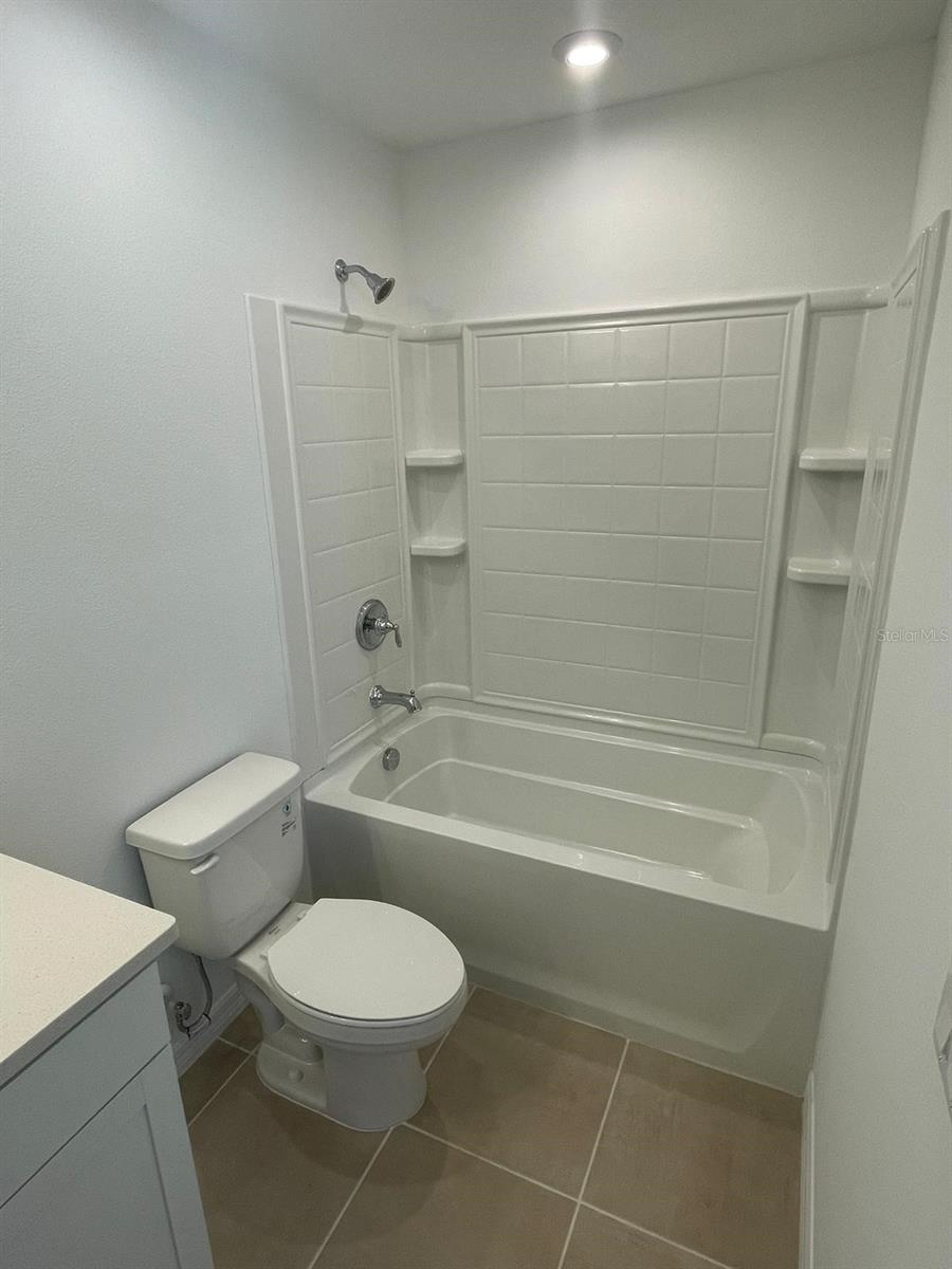 6330 FAIRMONT LN — photo 19