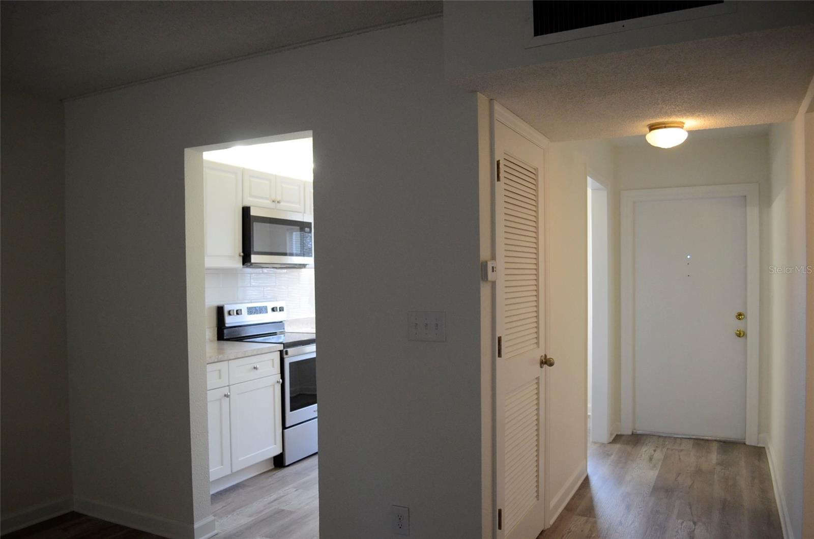 4435 1ST ST NE #111 — photo 10