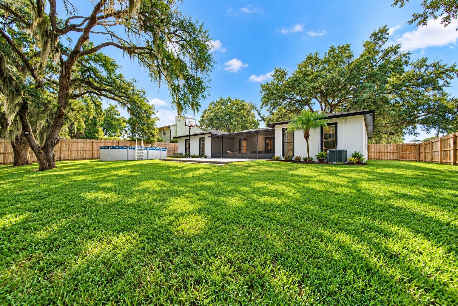 7802 RIVER RIDGE DR — photo 15