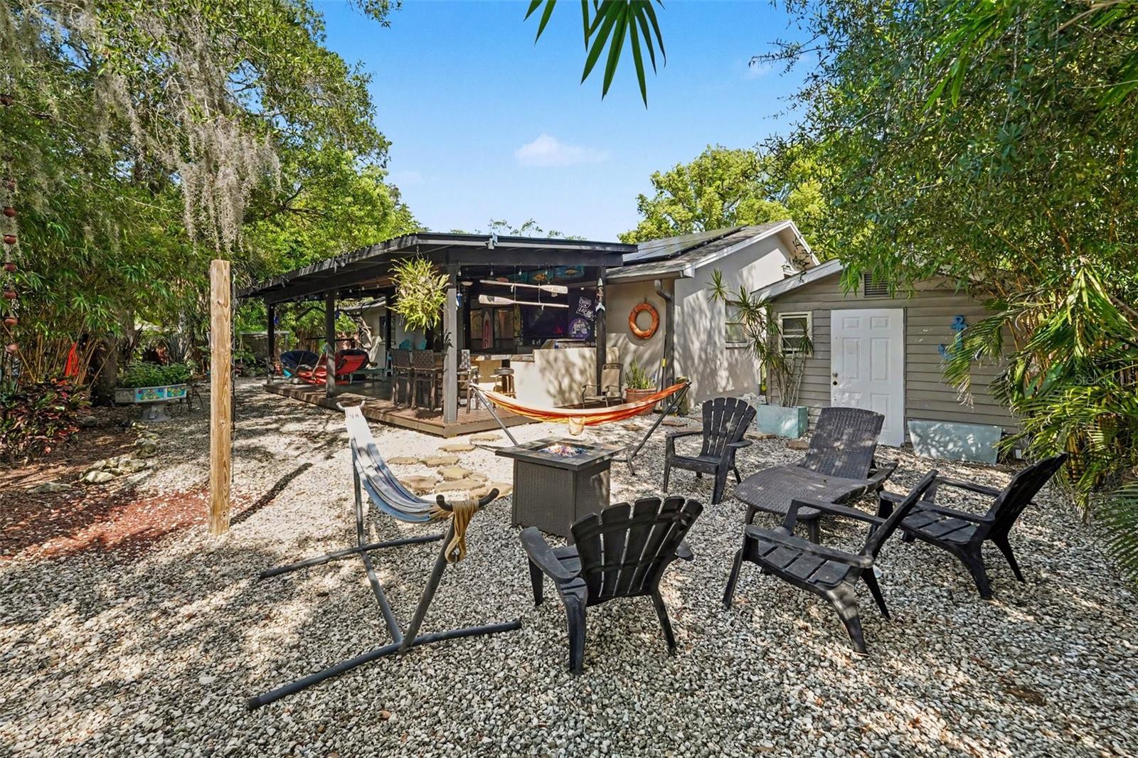 508 WHITE OAK DR — photo 29